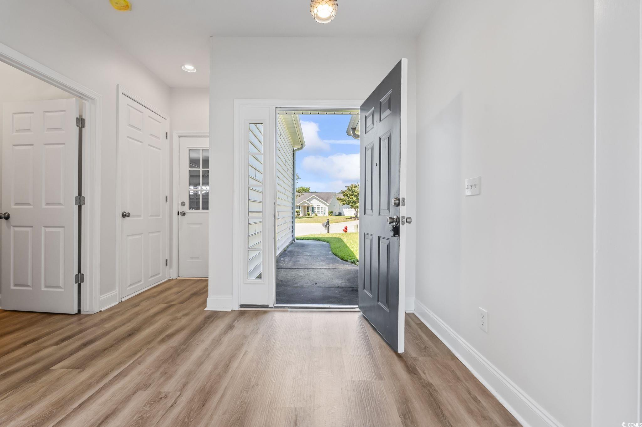 1108 Ella Ct. Property Photo 3