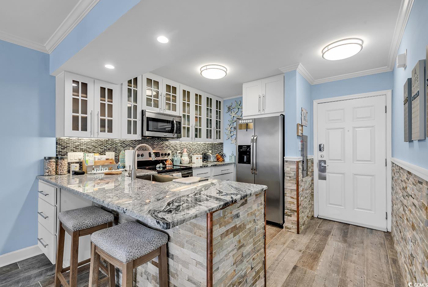 9400 Shore Dr. Property Photo 4