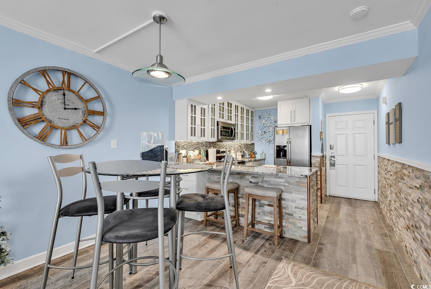 9400 Shore Dr. Property Photo 8