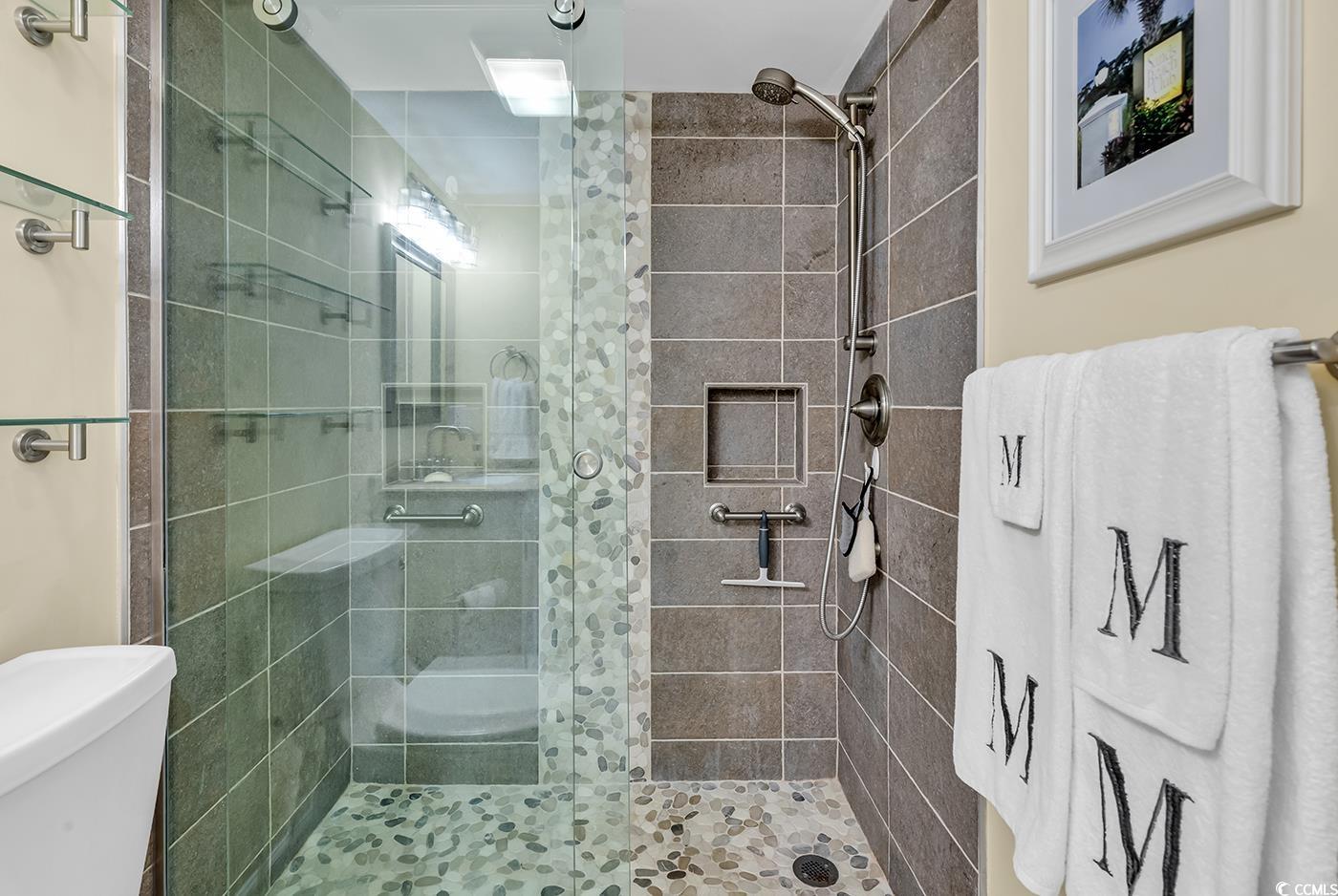 9400 Shore Dr. Property Photo 18