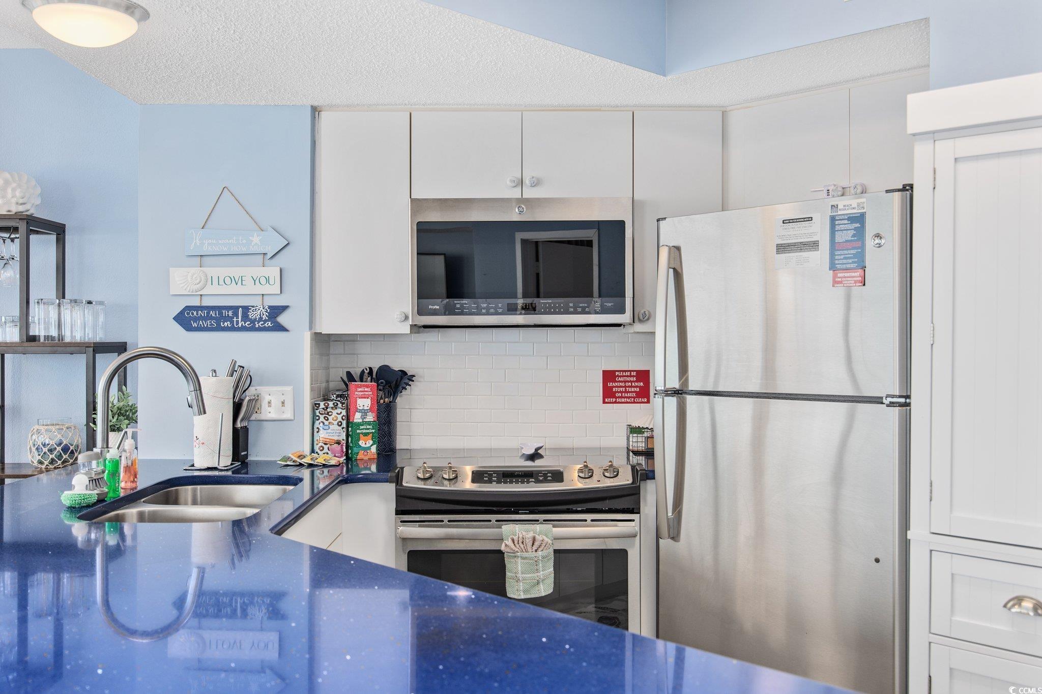 161 Seawatch Dr. Property Photo 17