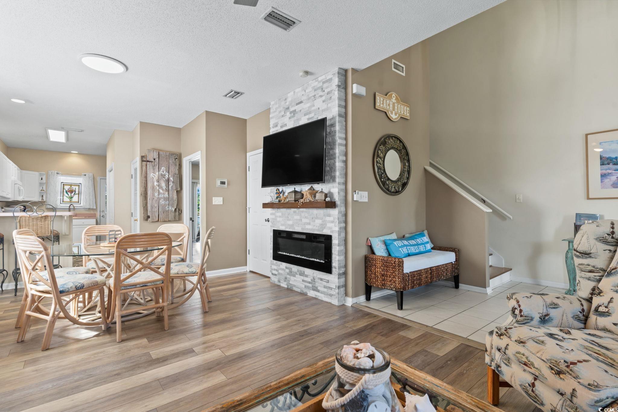 4612 Surf St. Property Photo 23