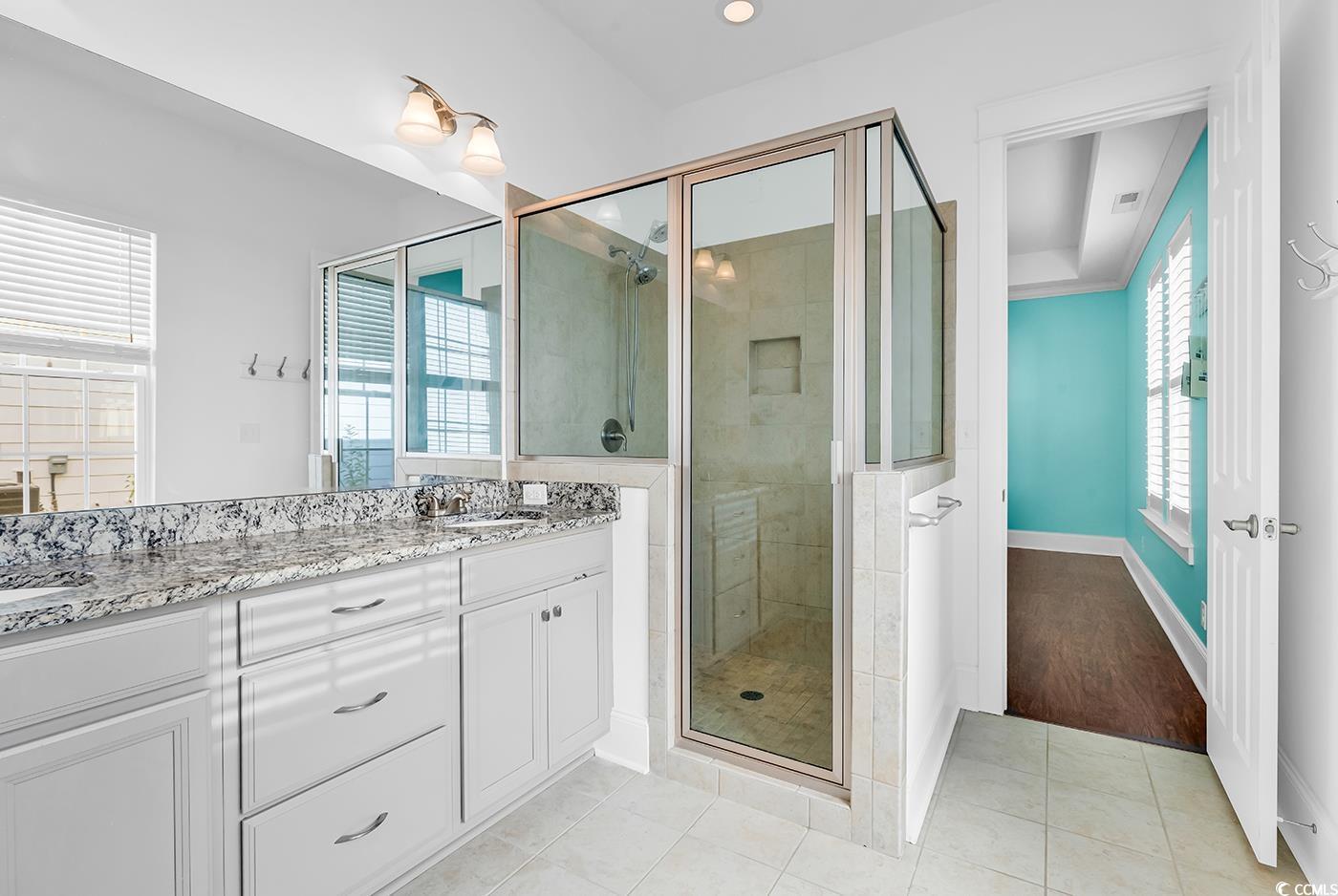 1411 Peterson St. Property Photo 16