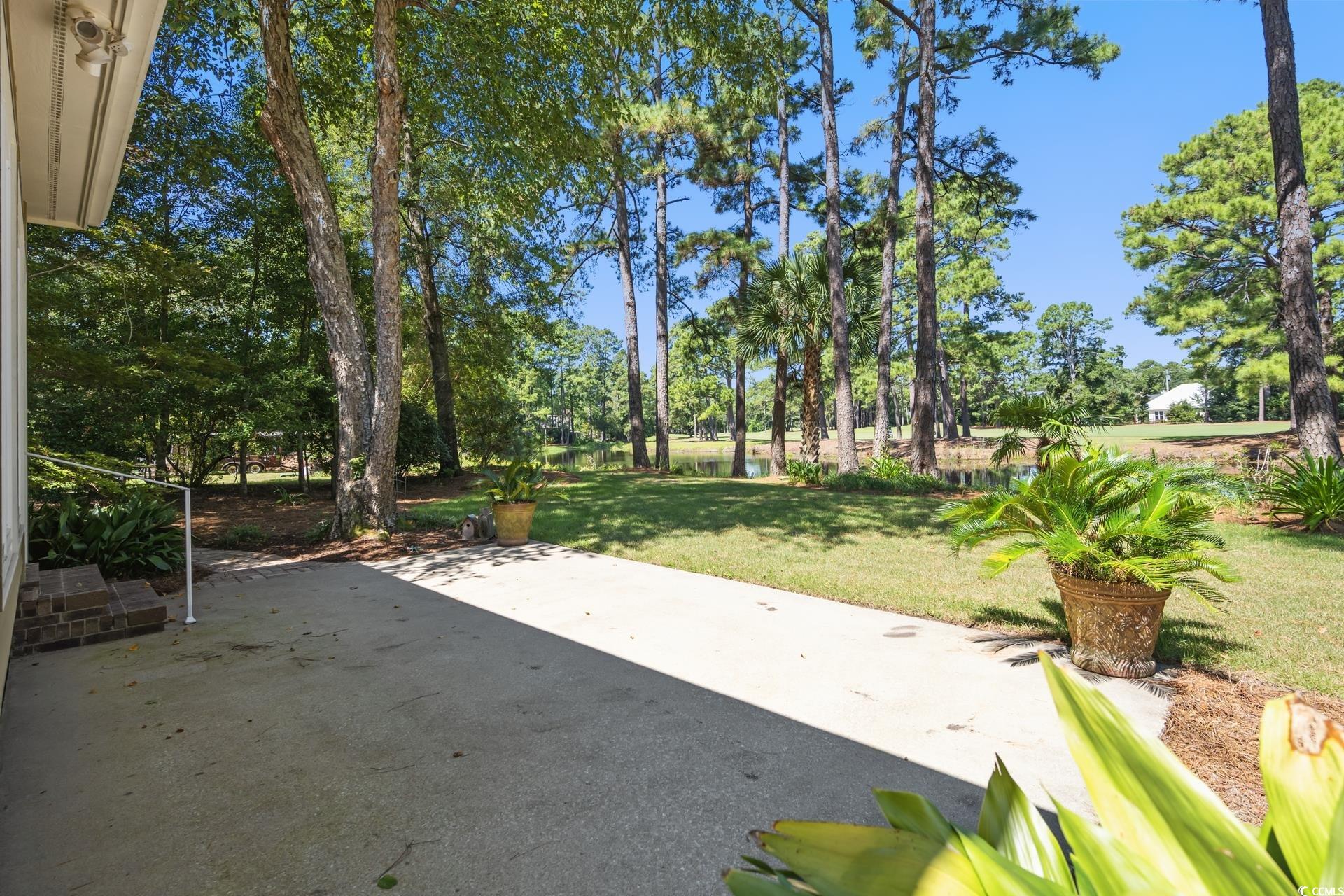 695 Country Club Dr. Property Photo 32
