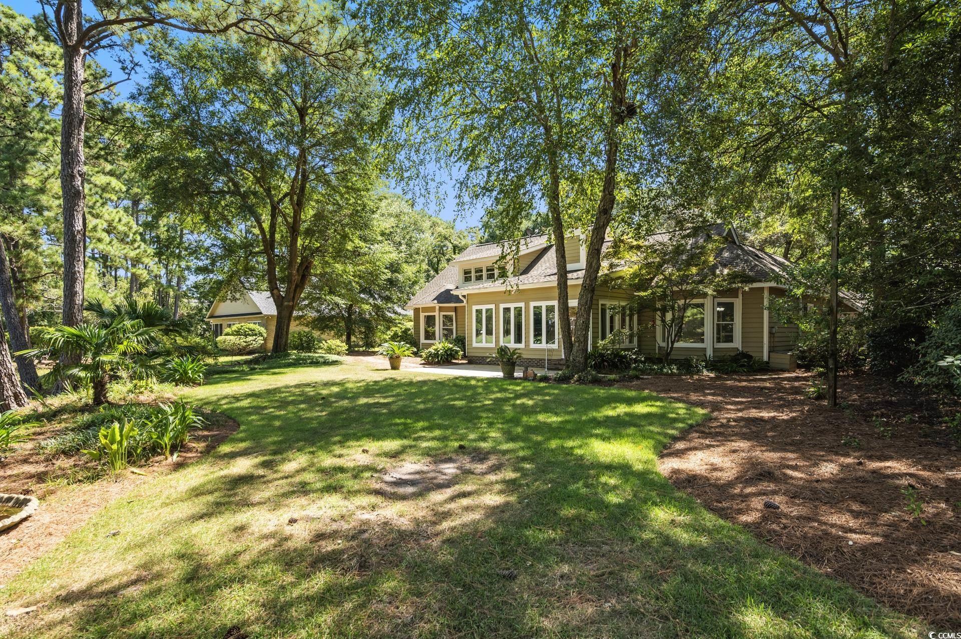 695 Country Club Dr. Property Photo 35