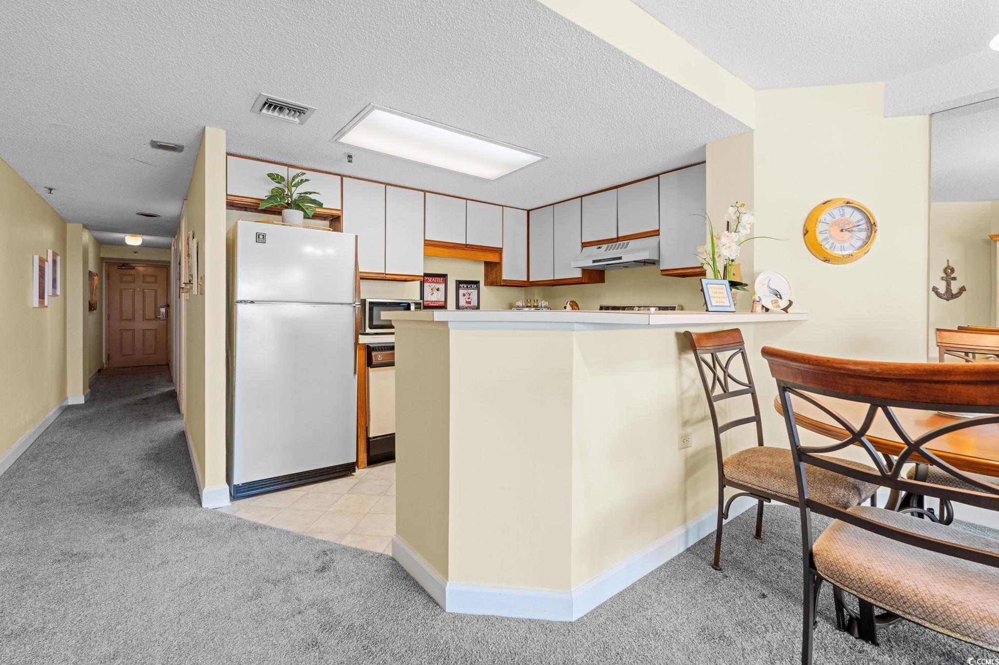 5511 Ocean Blvd. N Property Photo 12