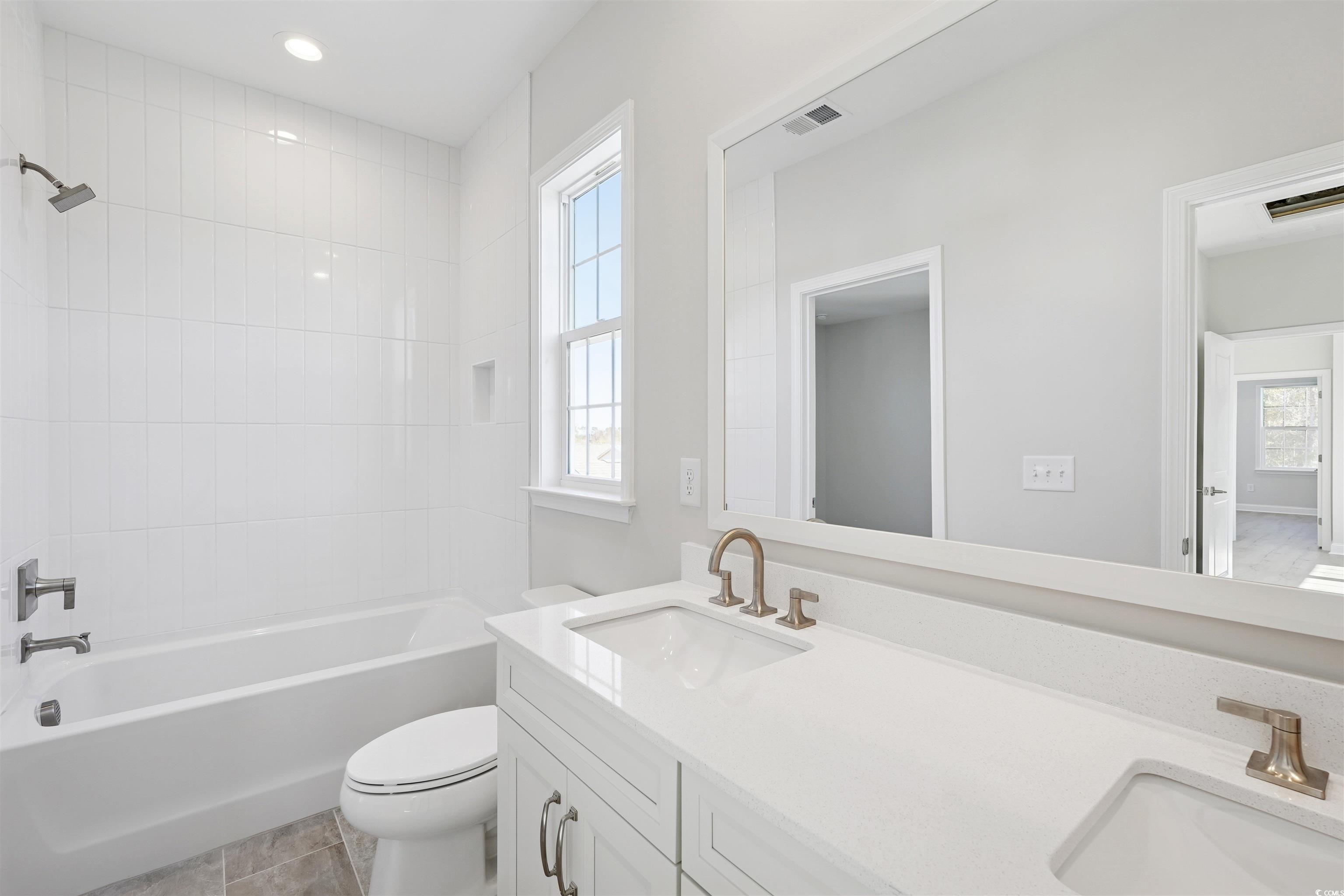 1420 Lancaster Way Property Photo 11