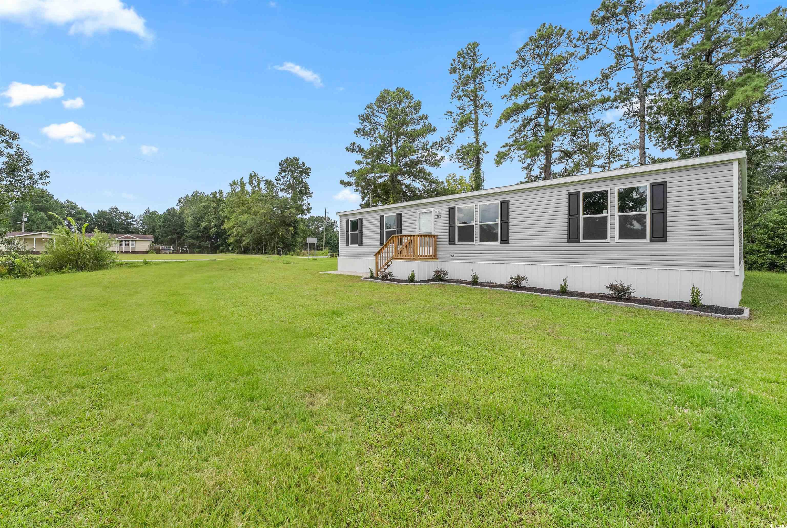 468 Landmark Rd. Property Photo 2