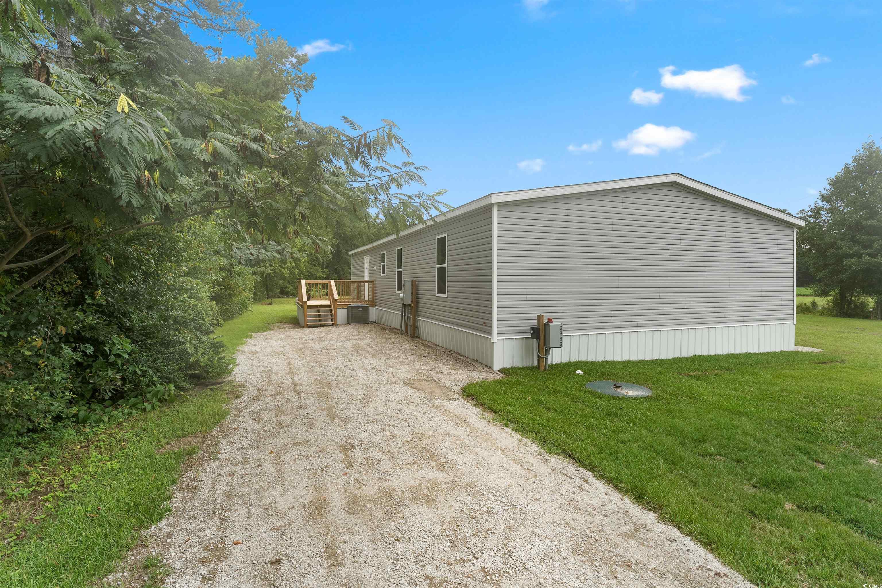 468 Landmark Rd. Property Photo 5