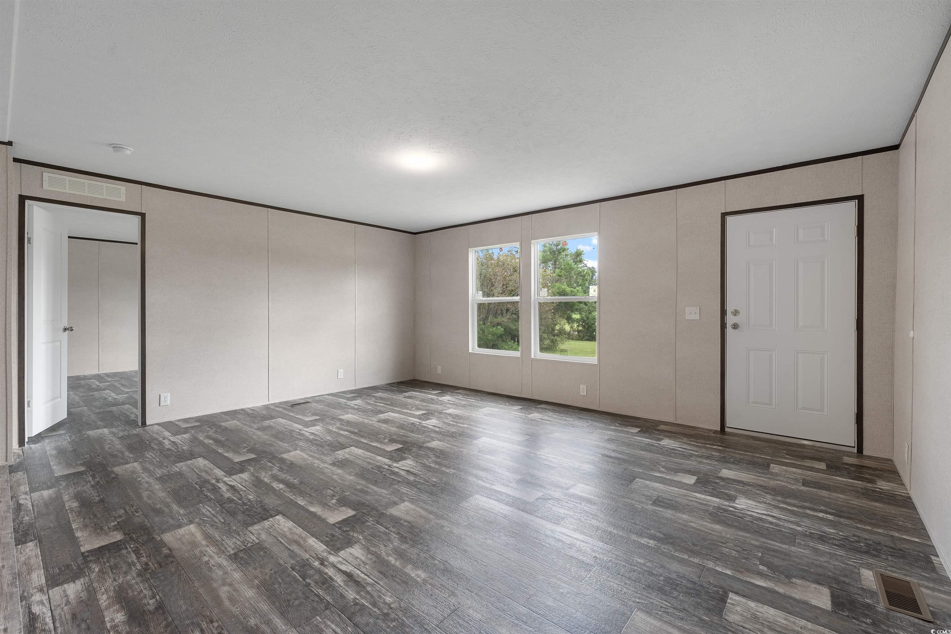 468 Landmark Rd. Property Photo 8