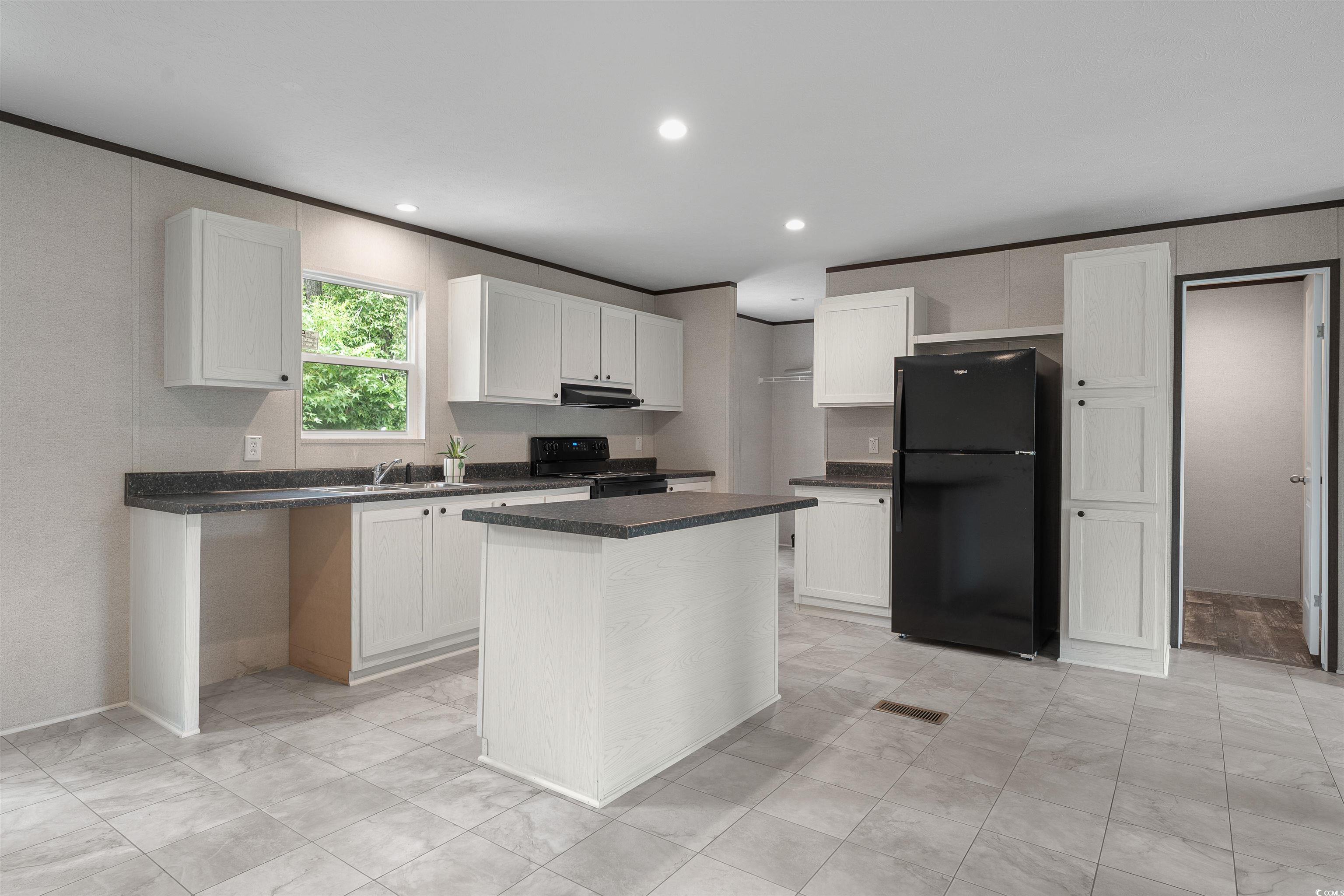 468 Landmark Rd. Property Photo 9