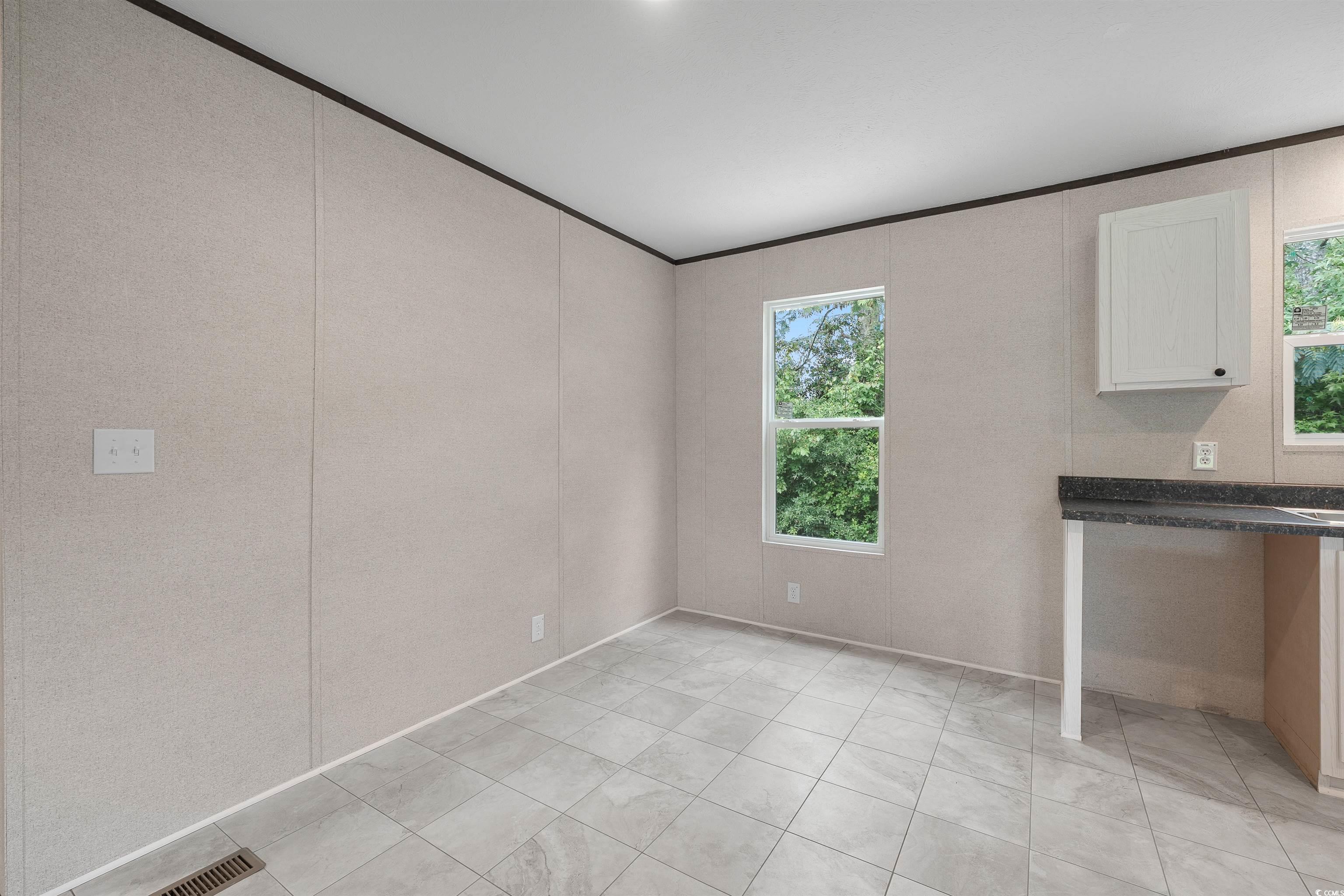 468 Landmark Rd. Property Photo 11