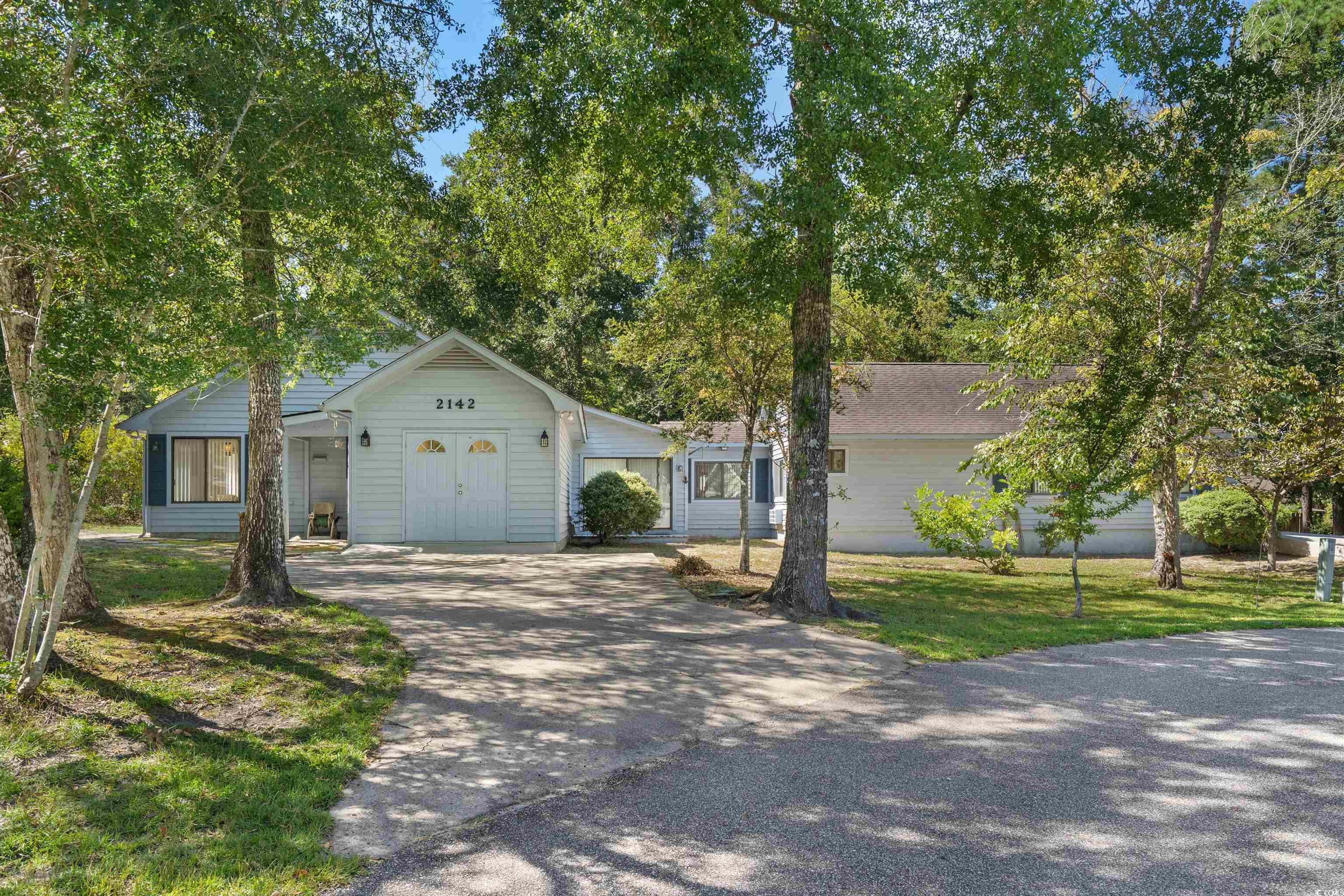 2142 Marion Circle Property Photo 1