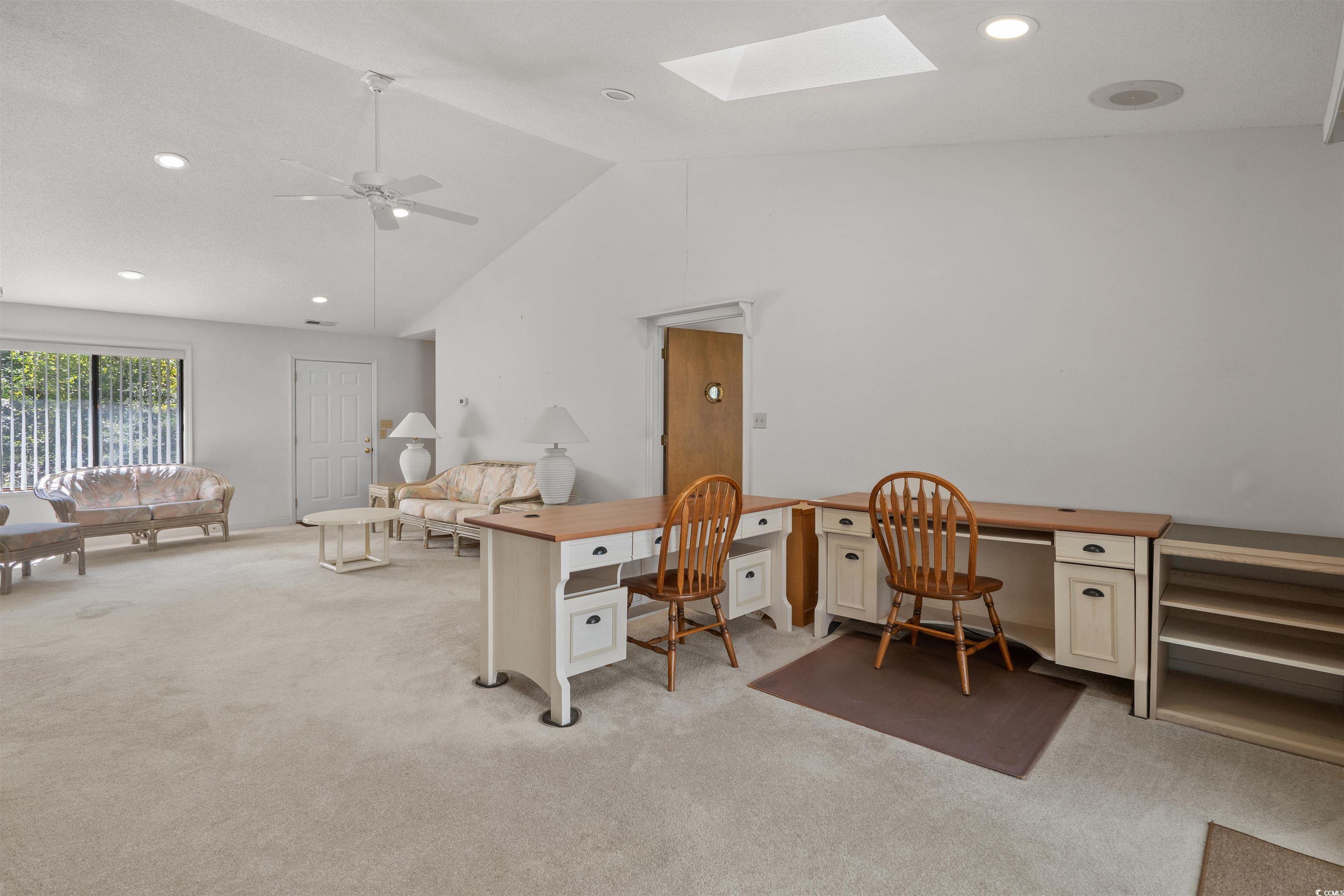 2142 Marion Circle Property Photo 7