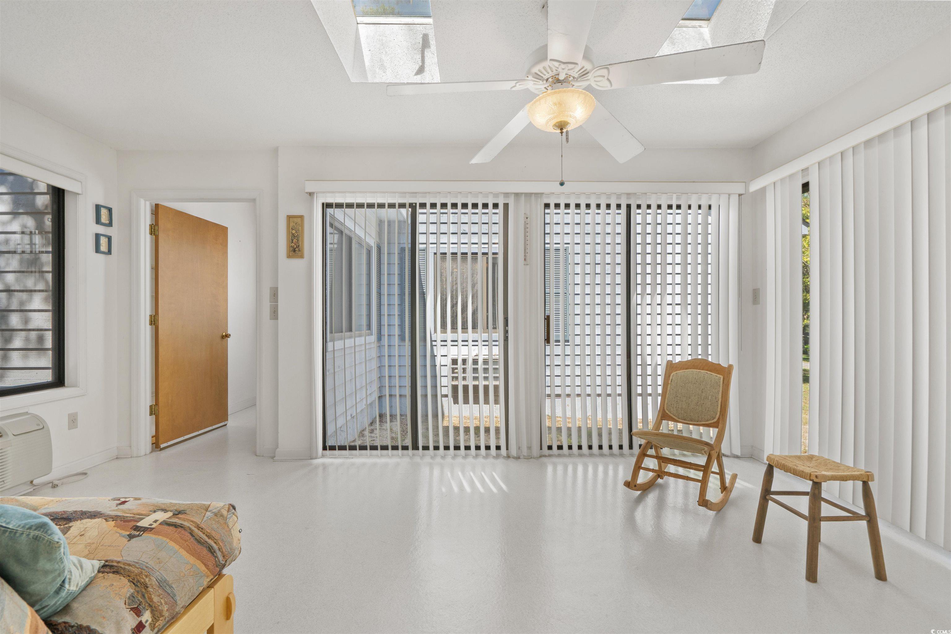 2142 Marion Circle Property Photo 12