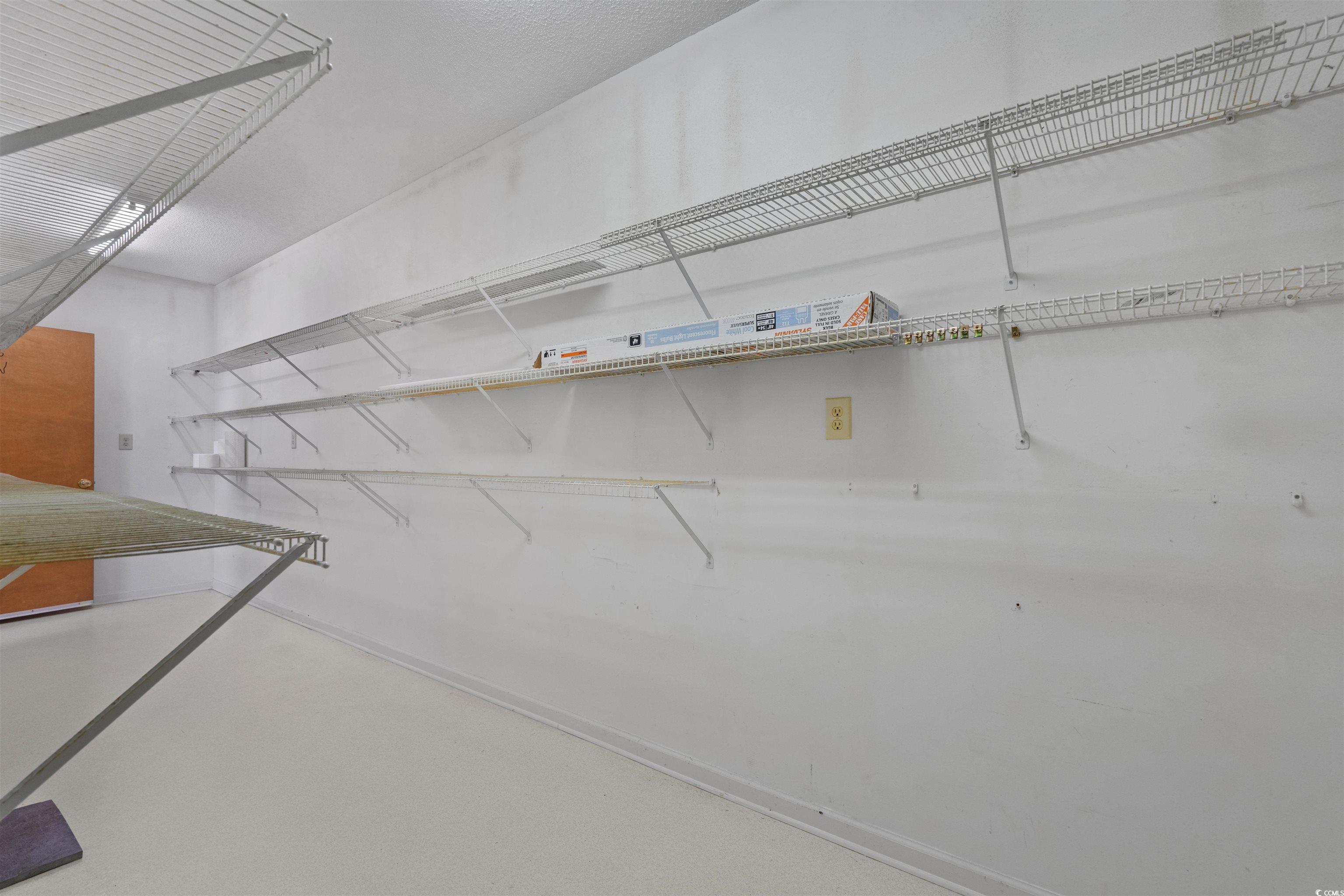 2142 Marion Circle Property Photo 27