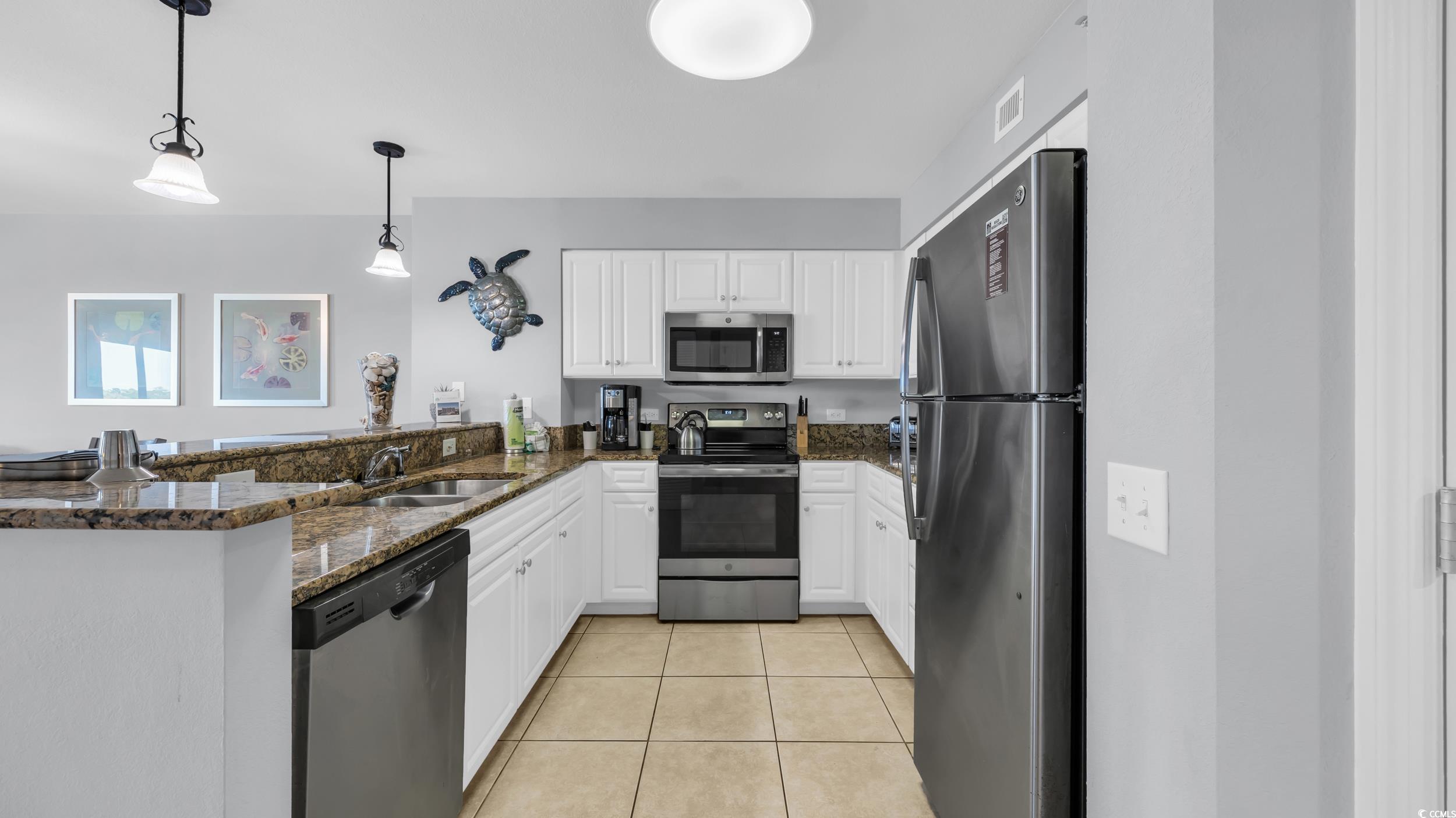 1819 N Ocean Blvd. Property Photo 7