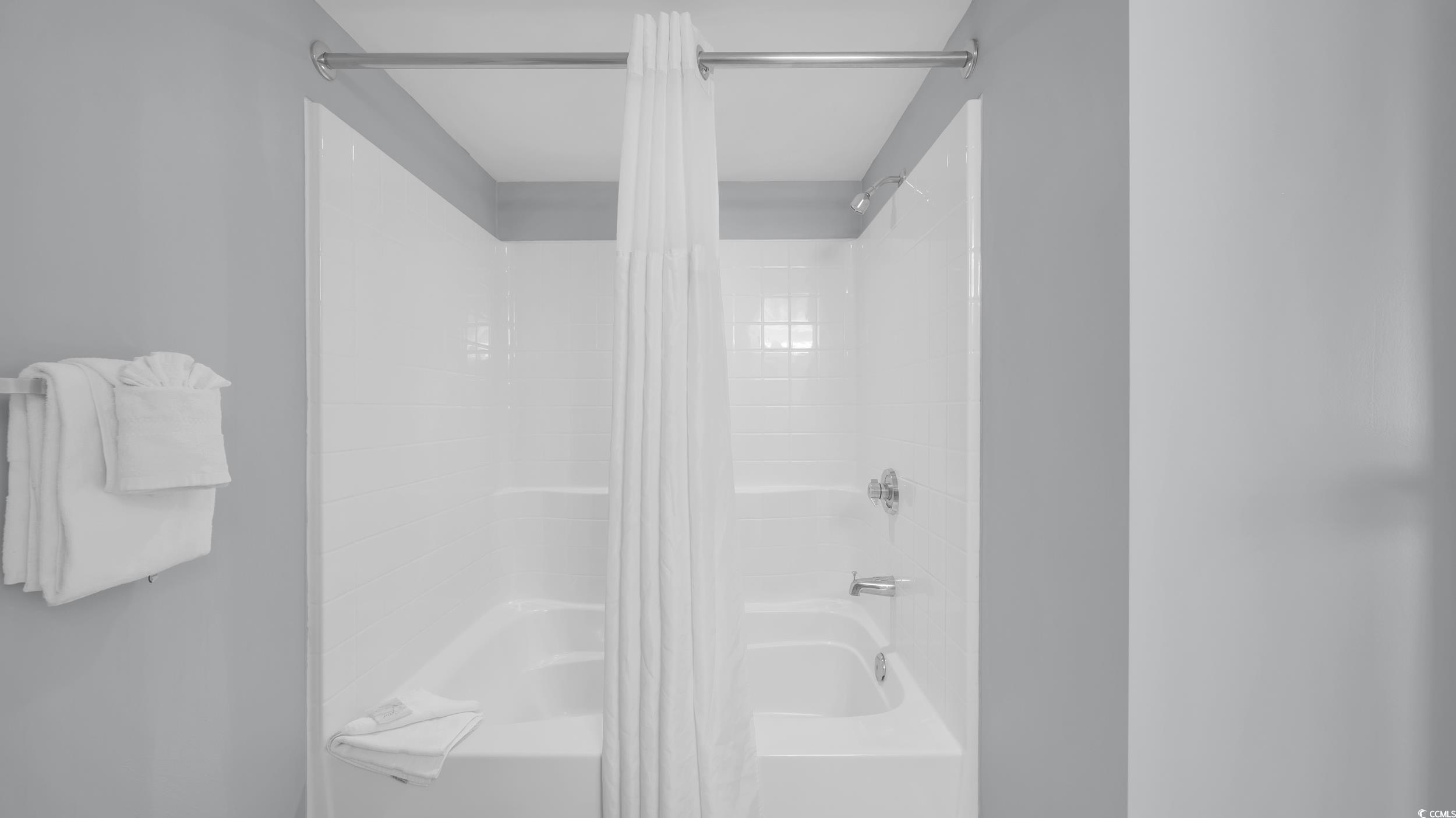 1819 N Ocean Blvd. Property Photo 25