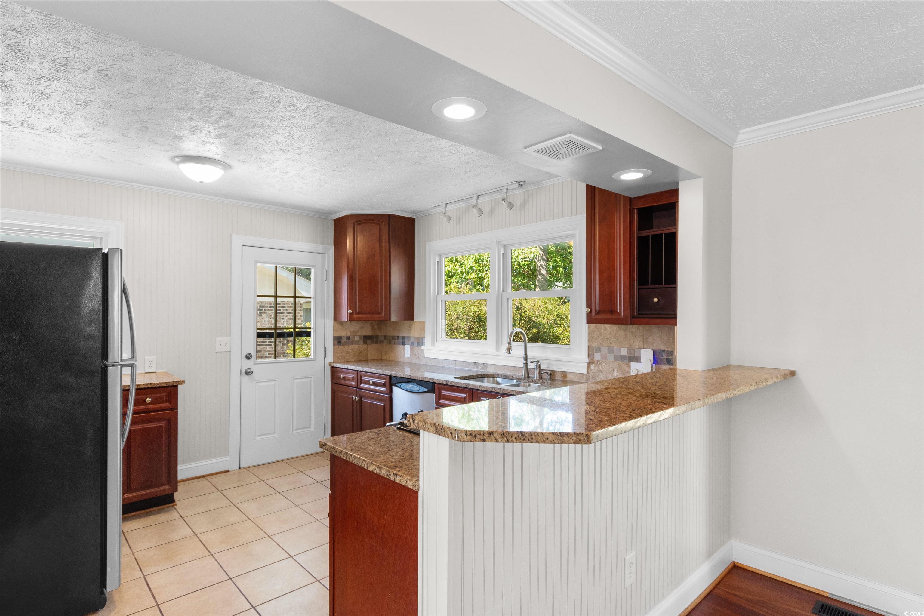 1616 26th Ave N Property Photo 10