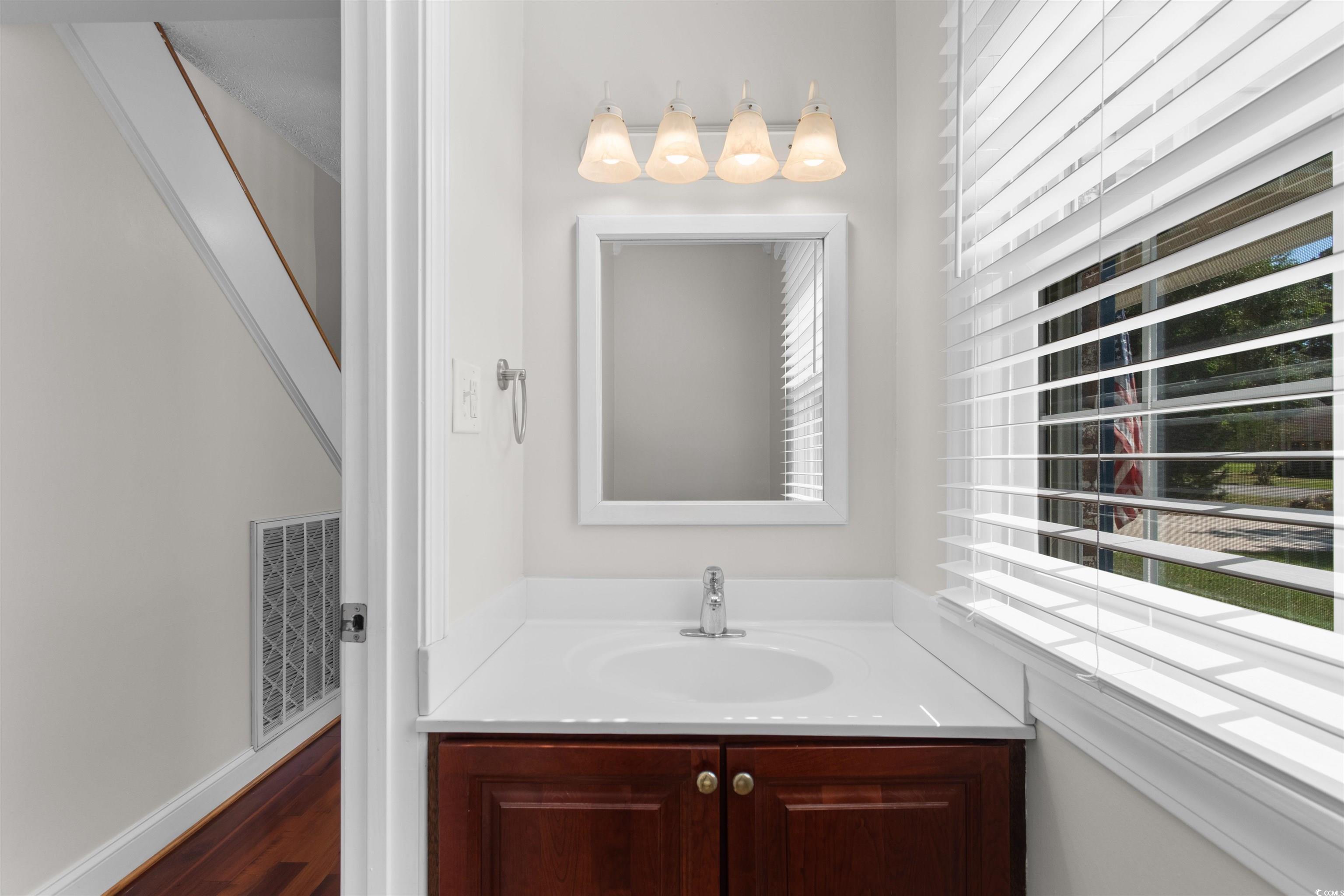 1616 26th Ave N Property Photo 14