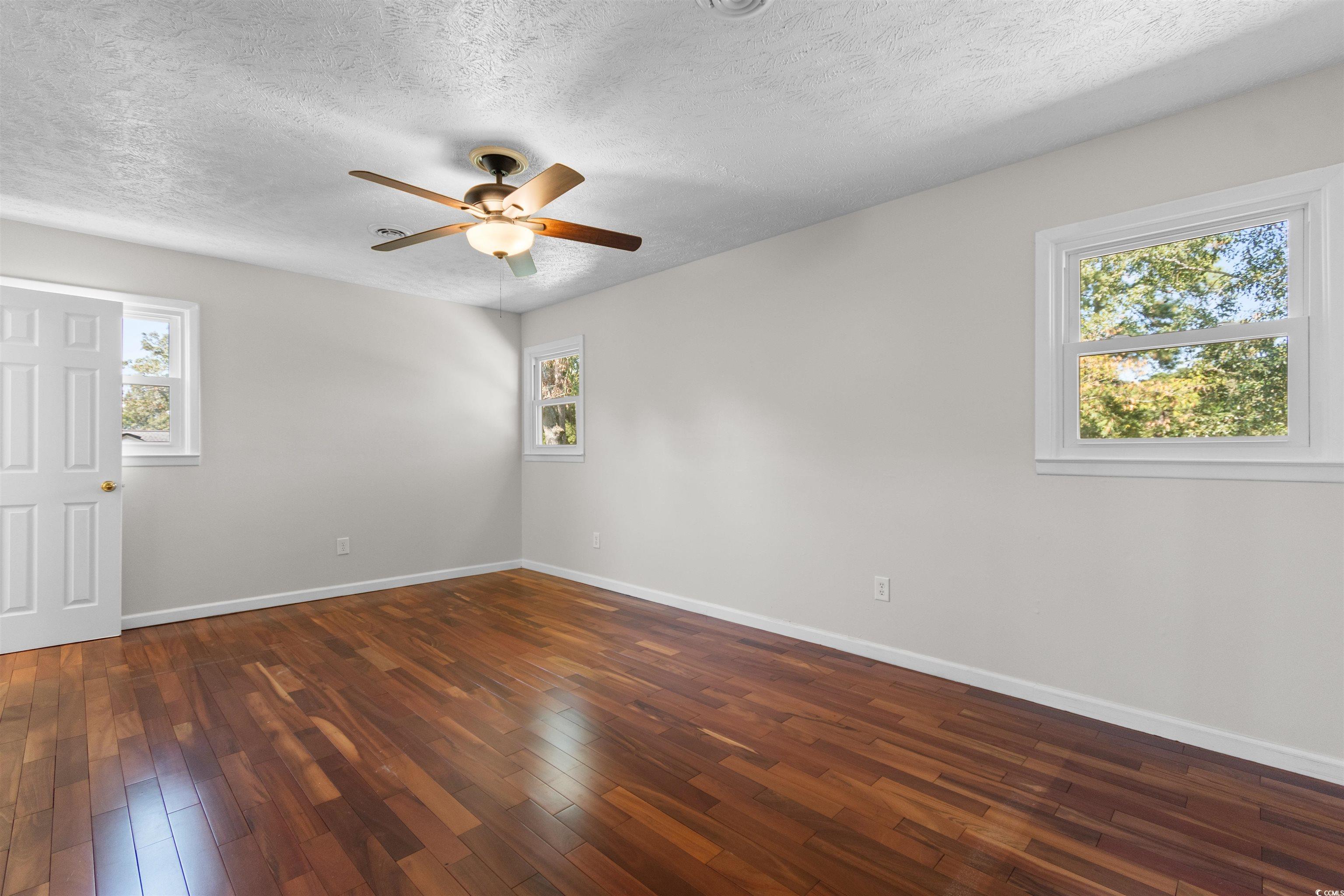 1616 26th Ave N Property Photo 17