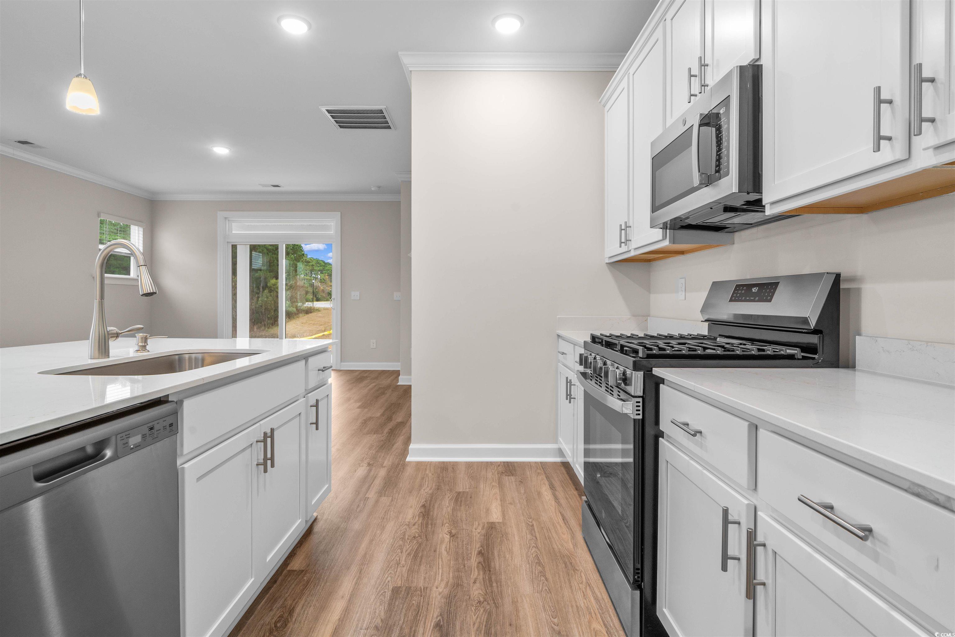 1008 Menorca Ct. Property Photo 3