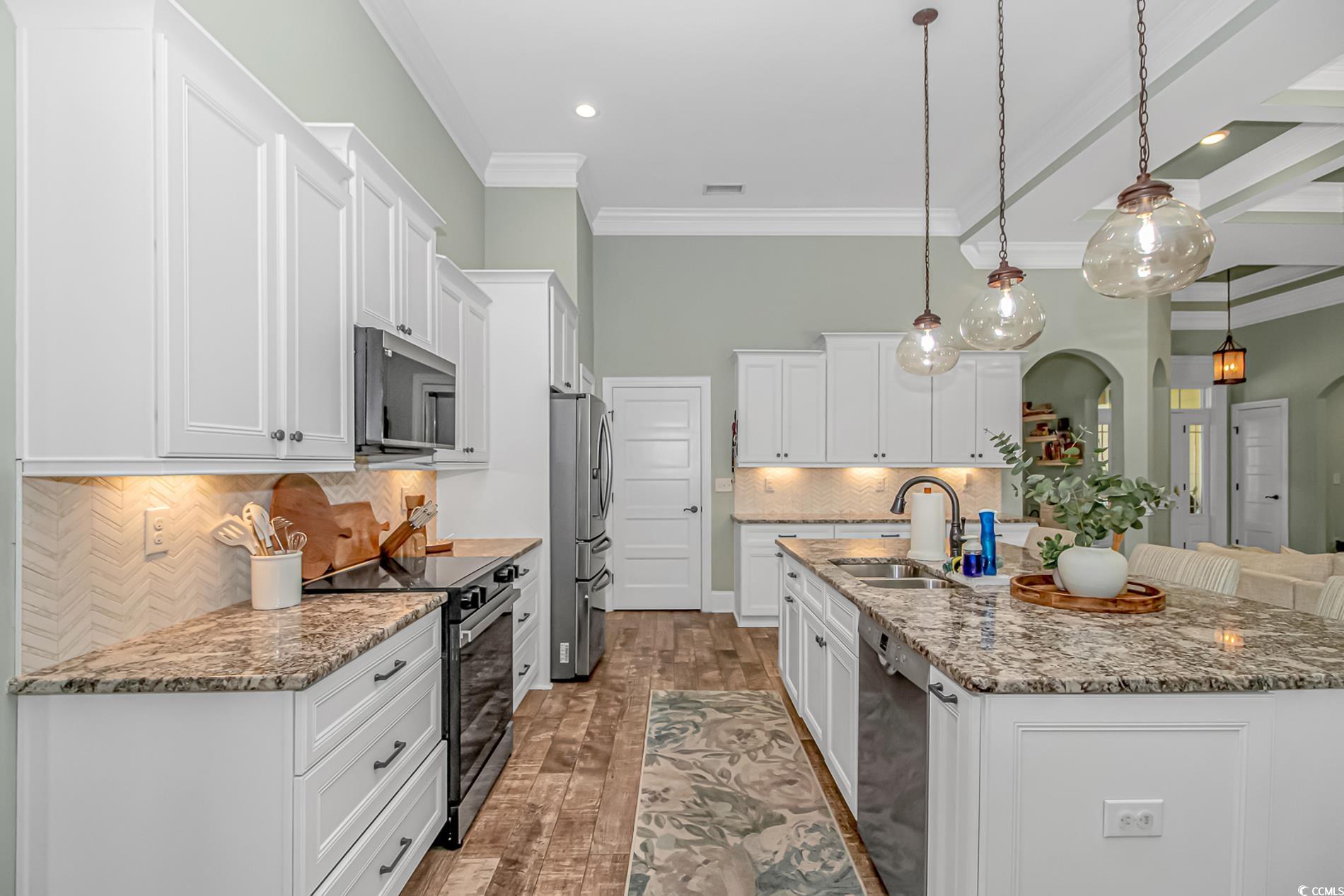 4383 River Rd. Property Photo 11