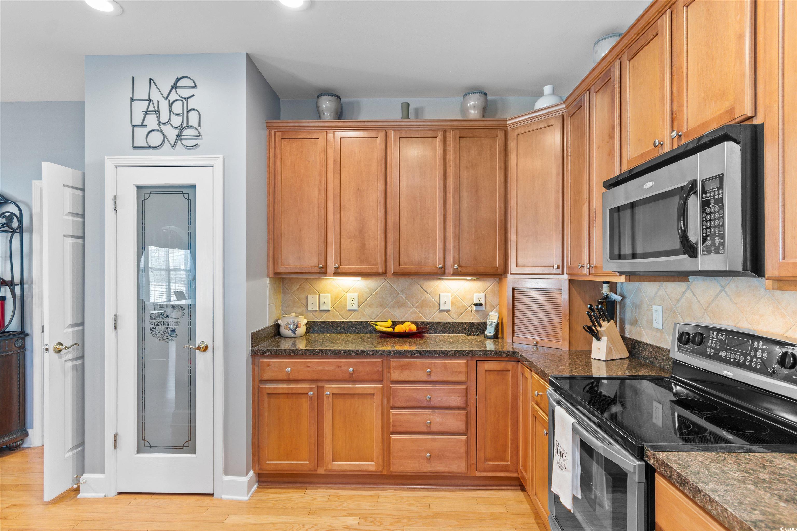 519 Heritage Point Dr. Property Photo 9