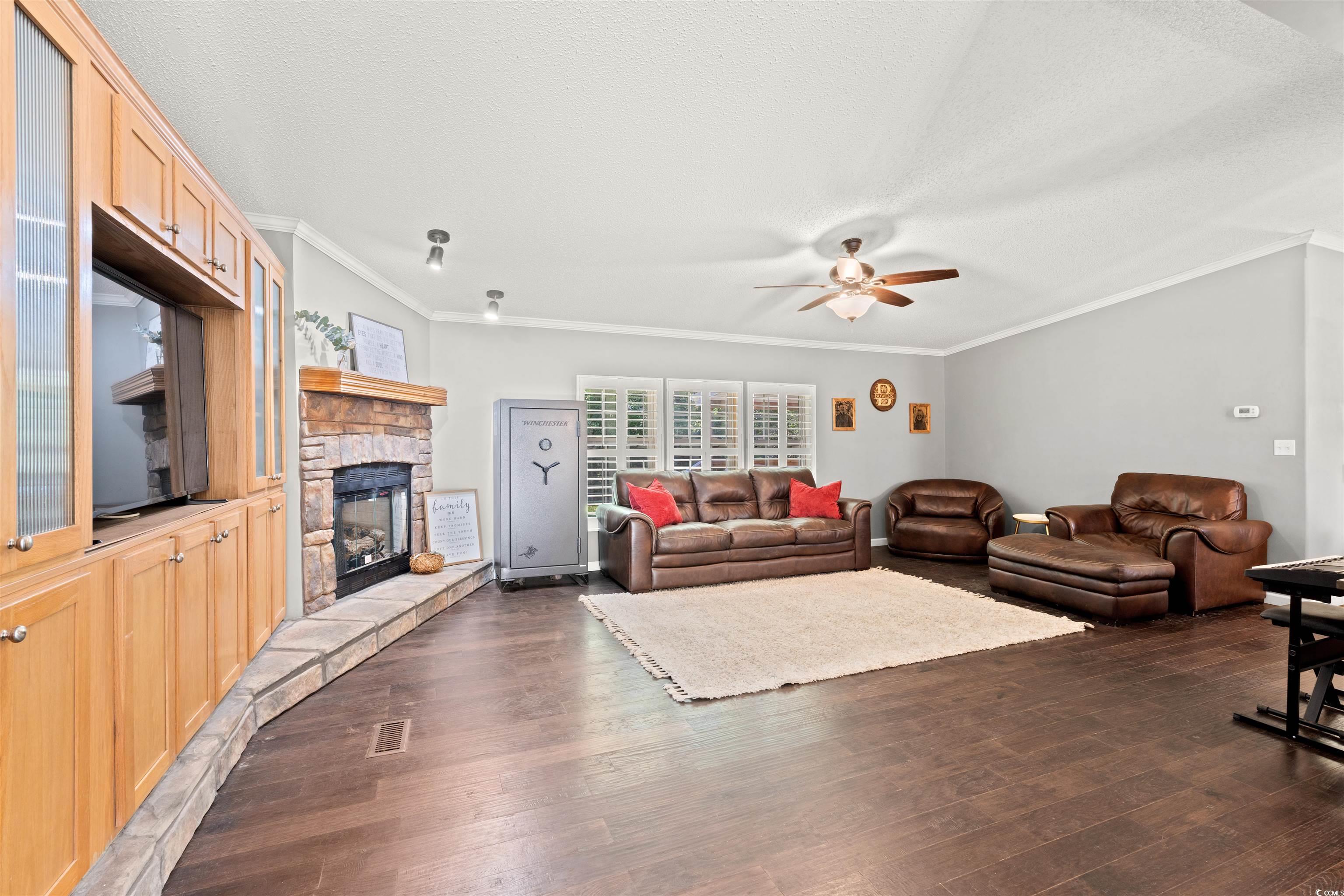 183 Sing Ave. Property Photo 2