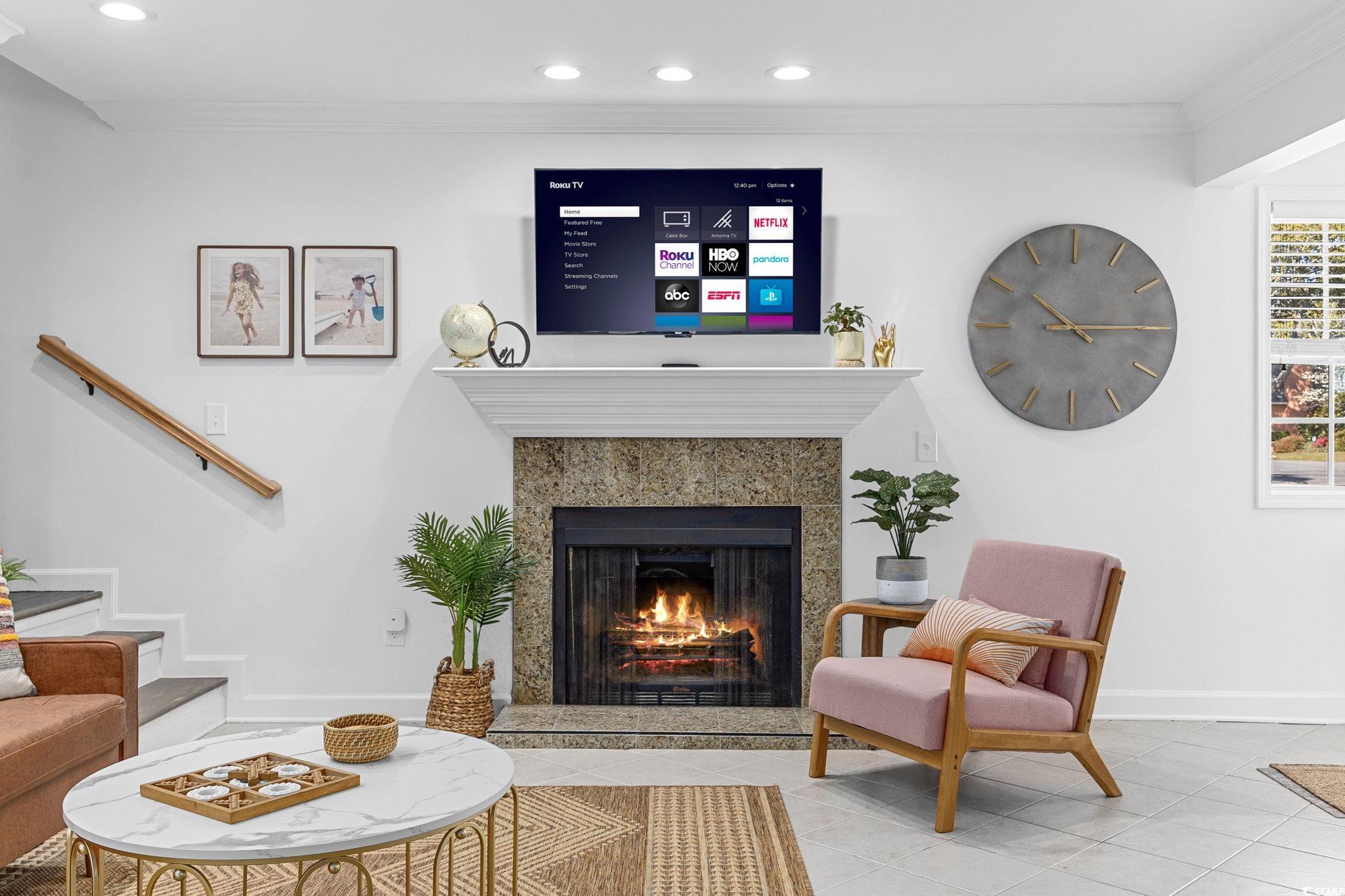 104 Ash St. Property Photo 2