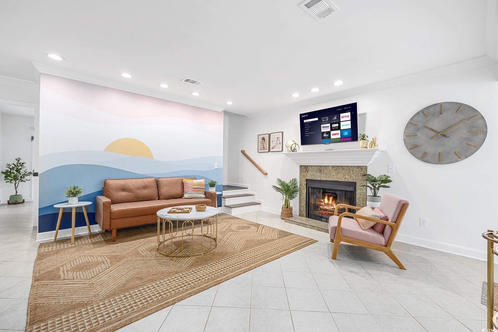 104 Ash St. Property Photo 3