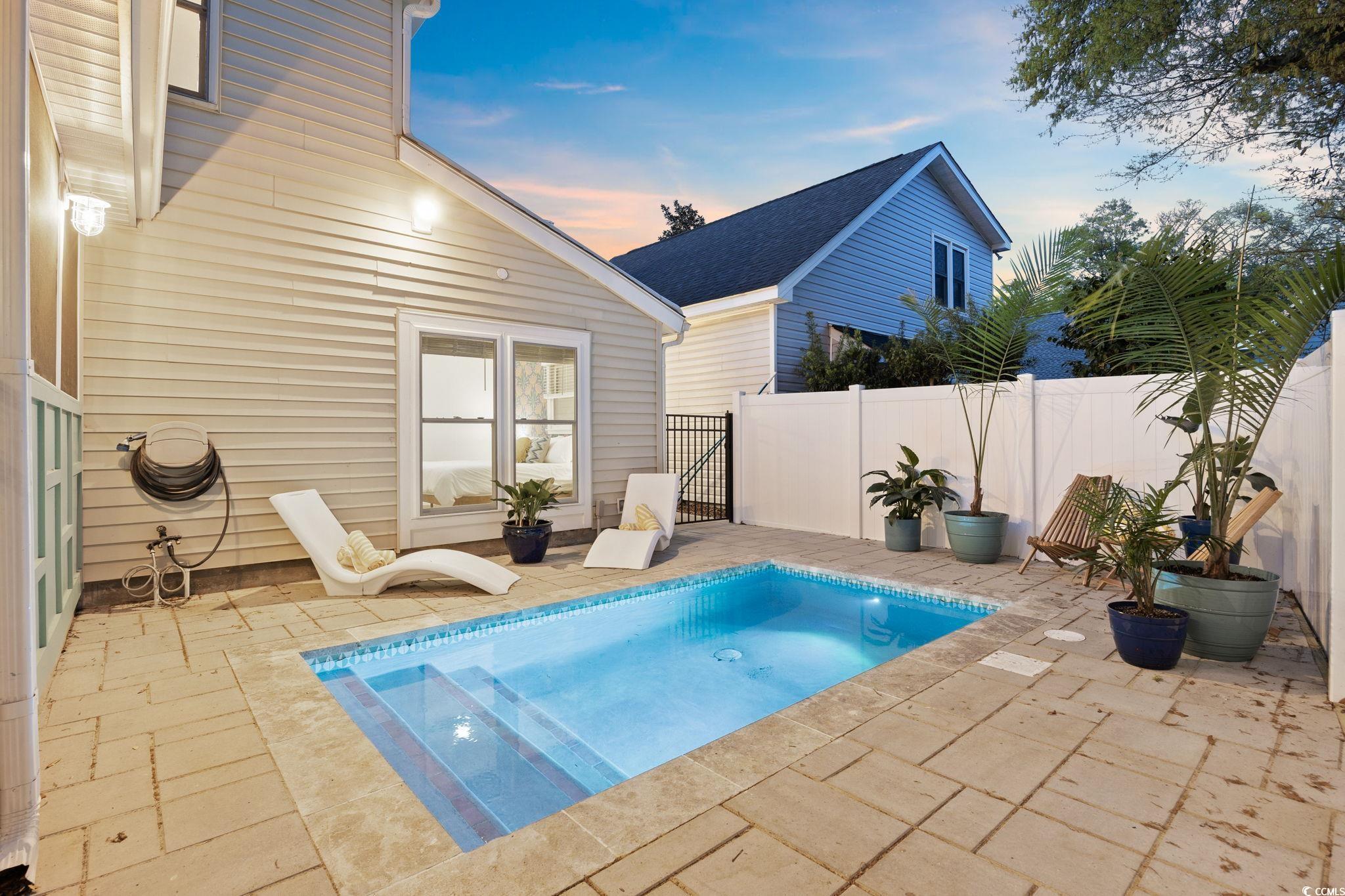 104 Ash St. Property Photo 32