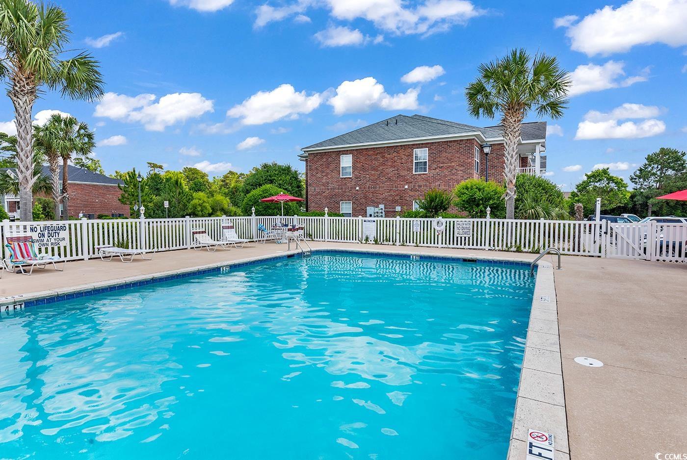 2061 Silvercrest Dr. Property Photo 2