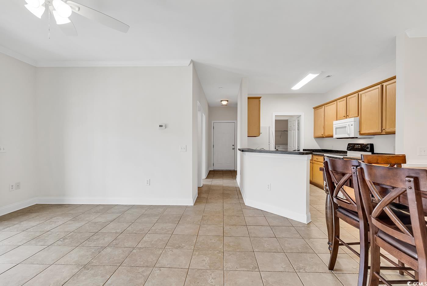 2061 Silvercrest Dr. Property Photo 7