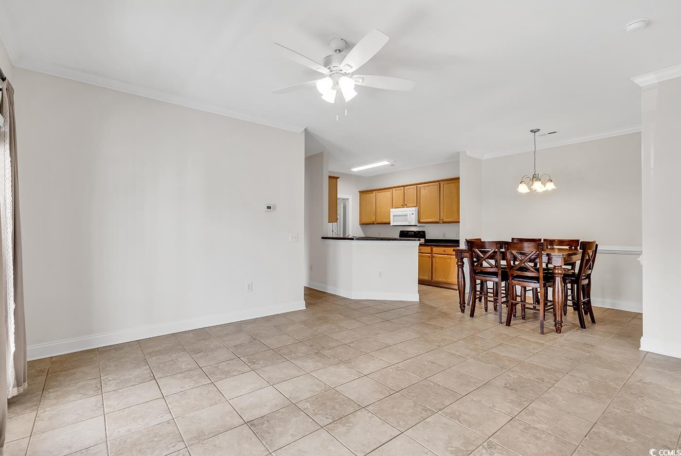 2061 Silvercrest Dr. Property Photo 8