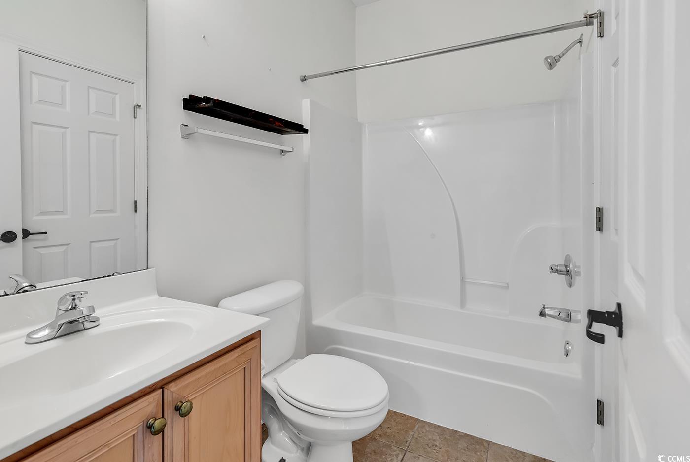 2061 Silvercrest Dr. Property Photo 20