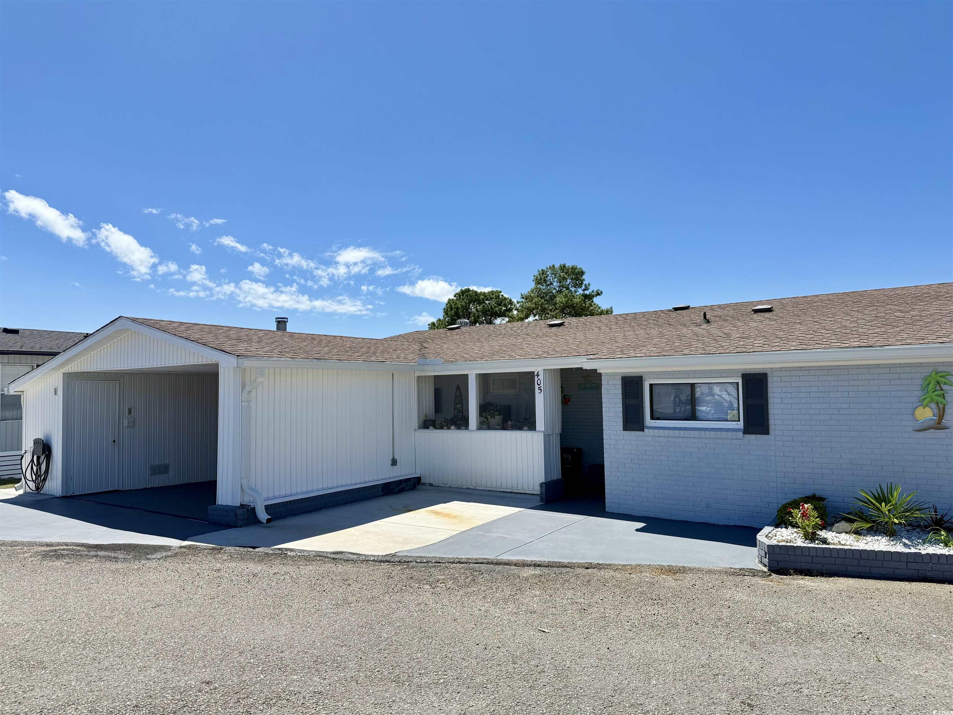 405 Twin Lakes Ct. Property Photo 24