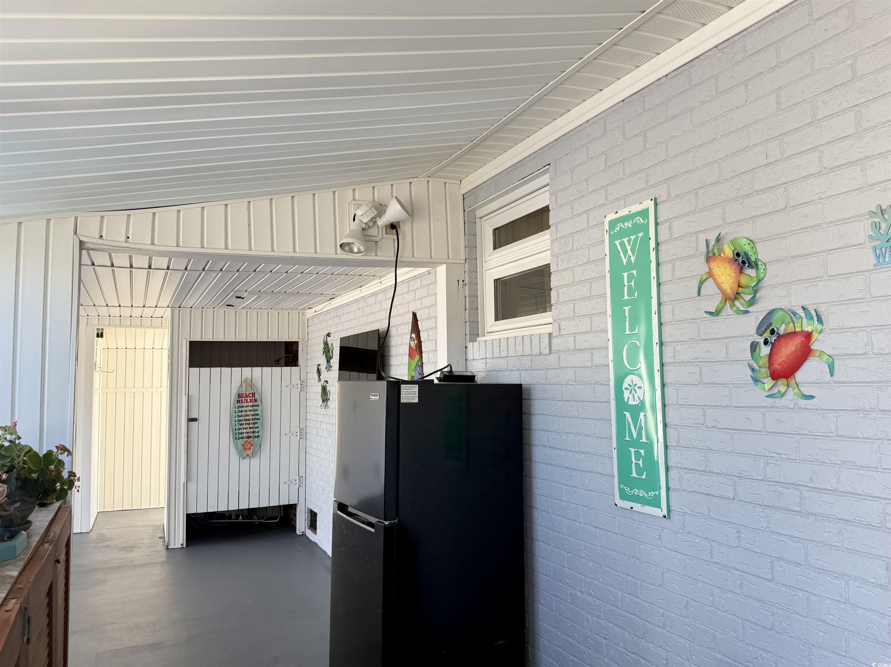 405 Twin Lakes Ct. Property Photo 27