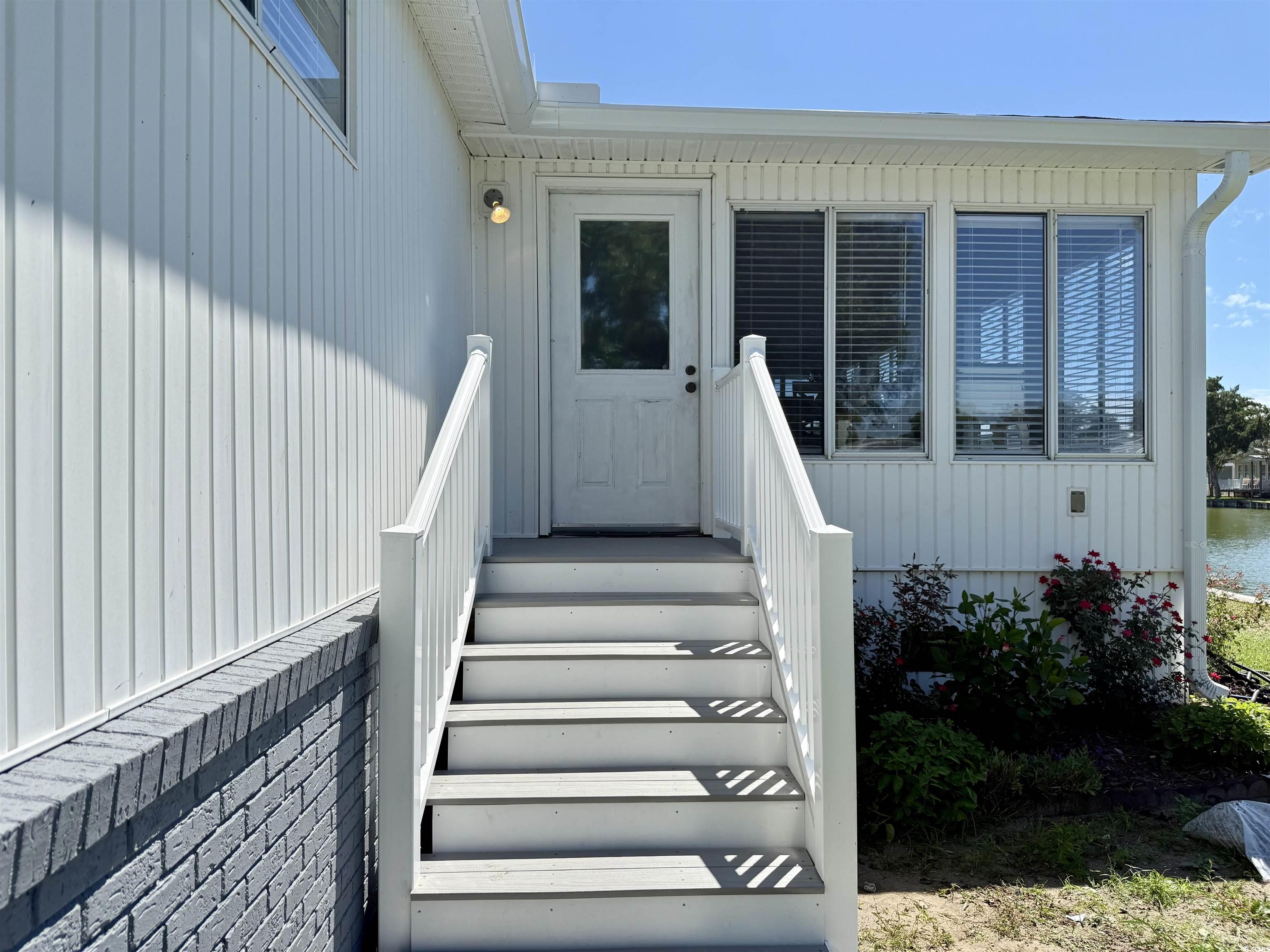 405 Twin Lakes Ct. Property Photo 31