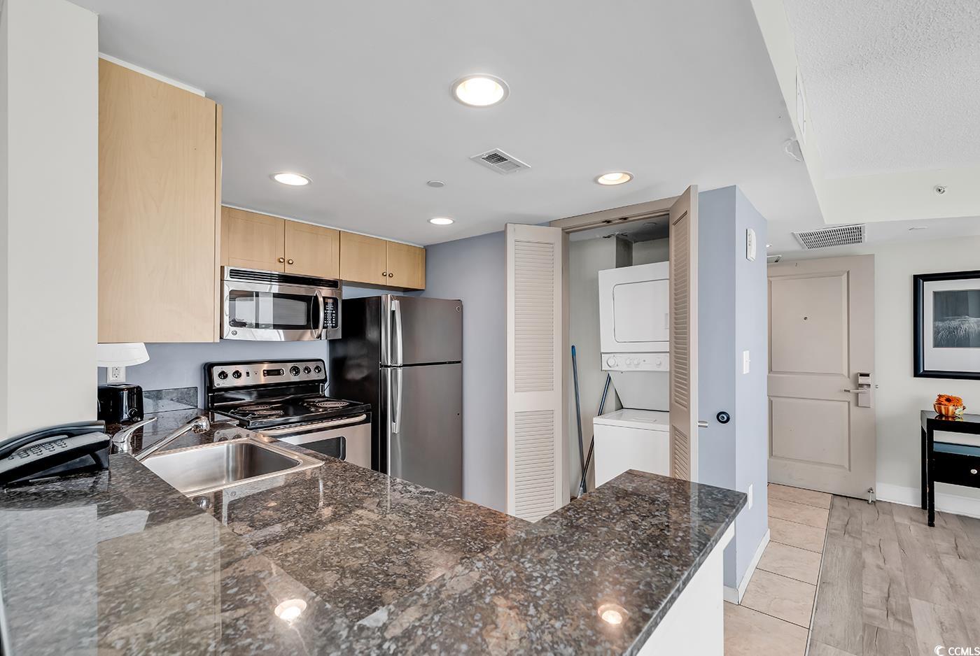 107 S Ocean Blvd. Property Photo 9