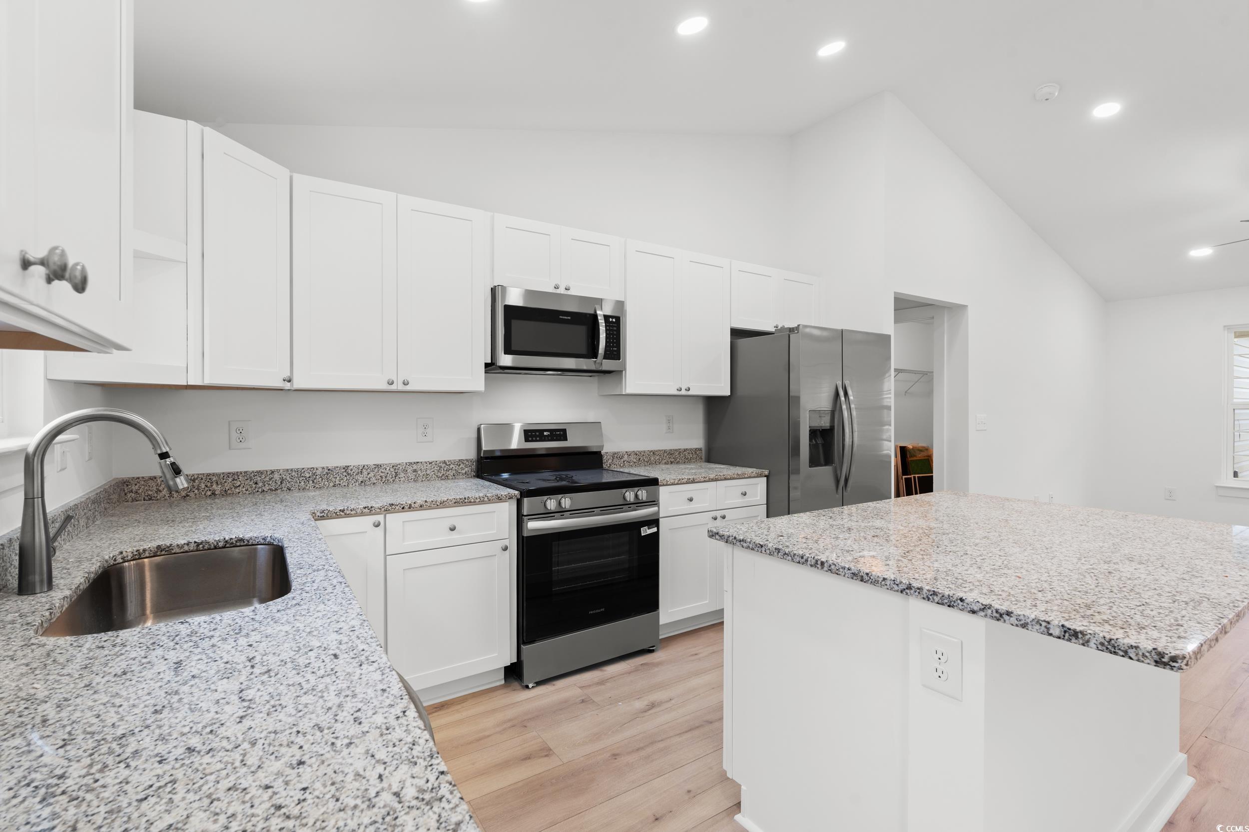 2827 Biscane Ct. Property Photo 9