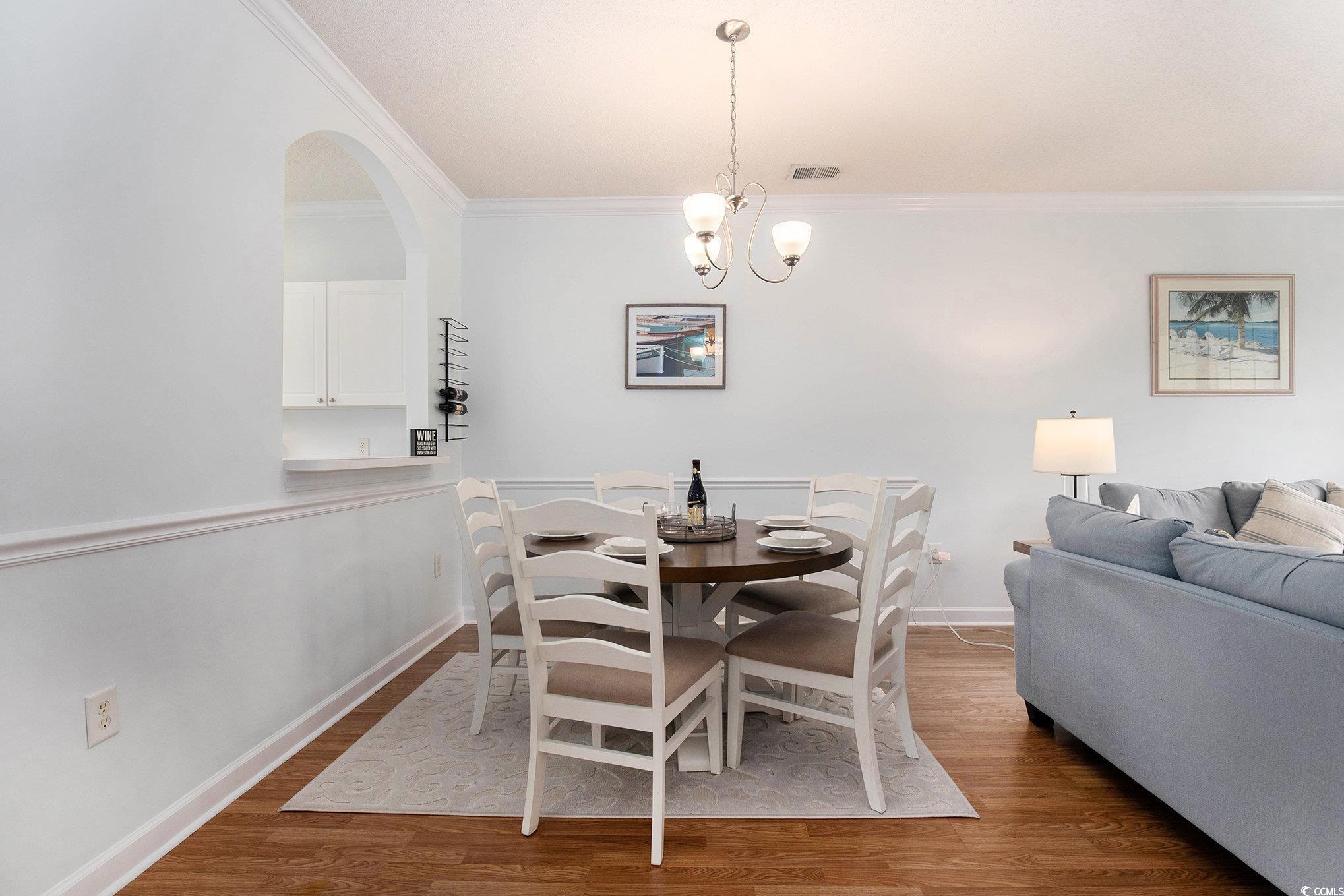 5825 Catalina Dr. Property Photo 5