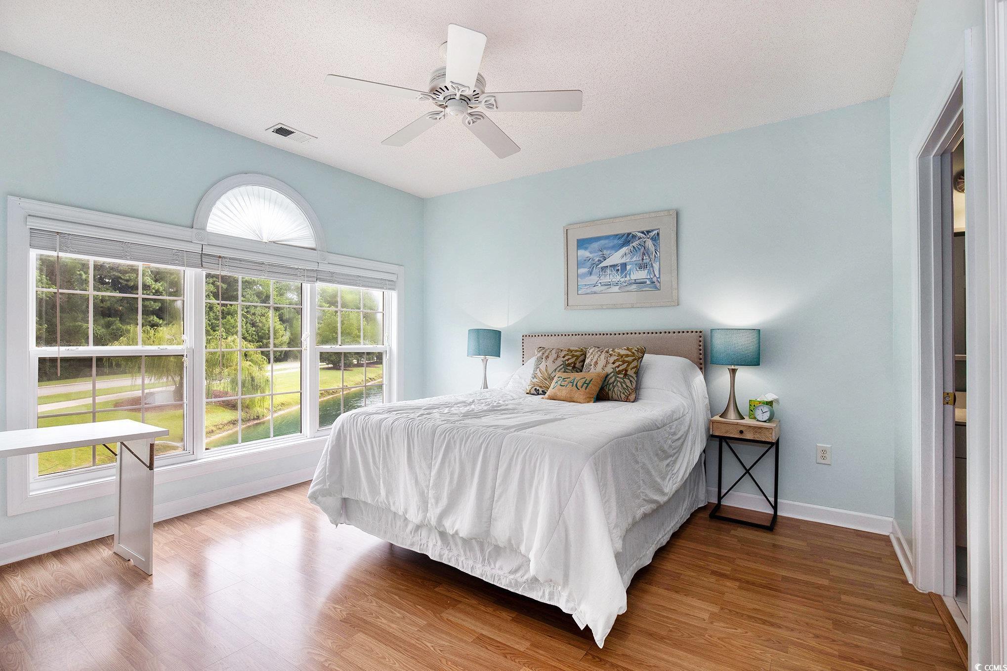 5825 Catalina Dr. Property Photo 12