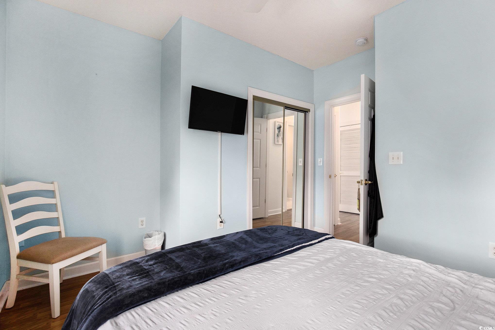 5825 Catalina Dr. Property Photo 18