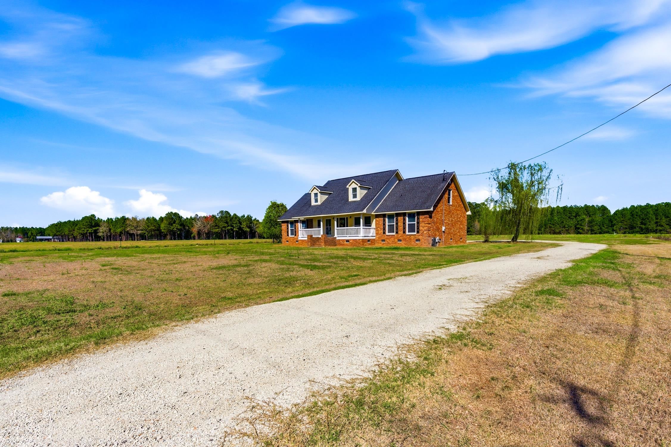 2851 Highway 984 Property Photo 4