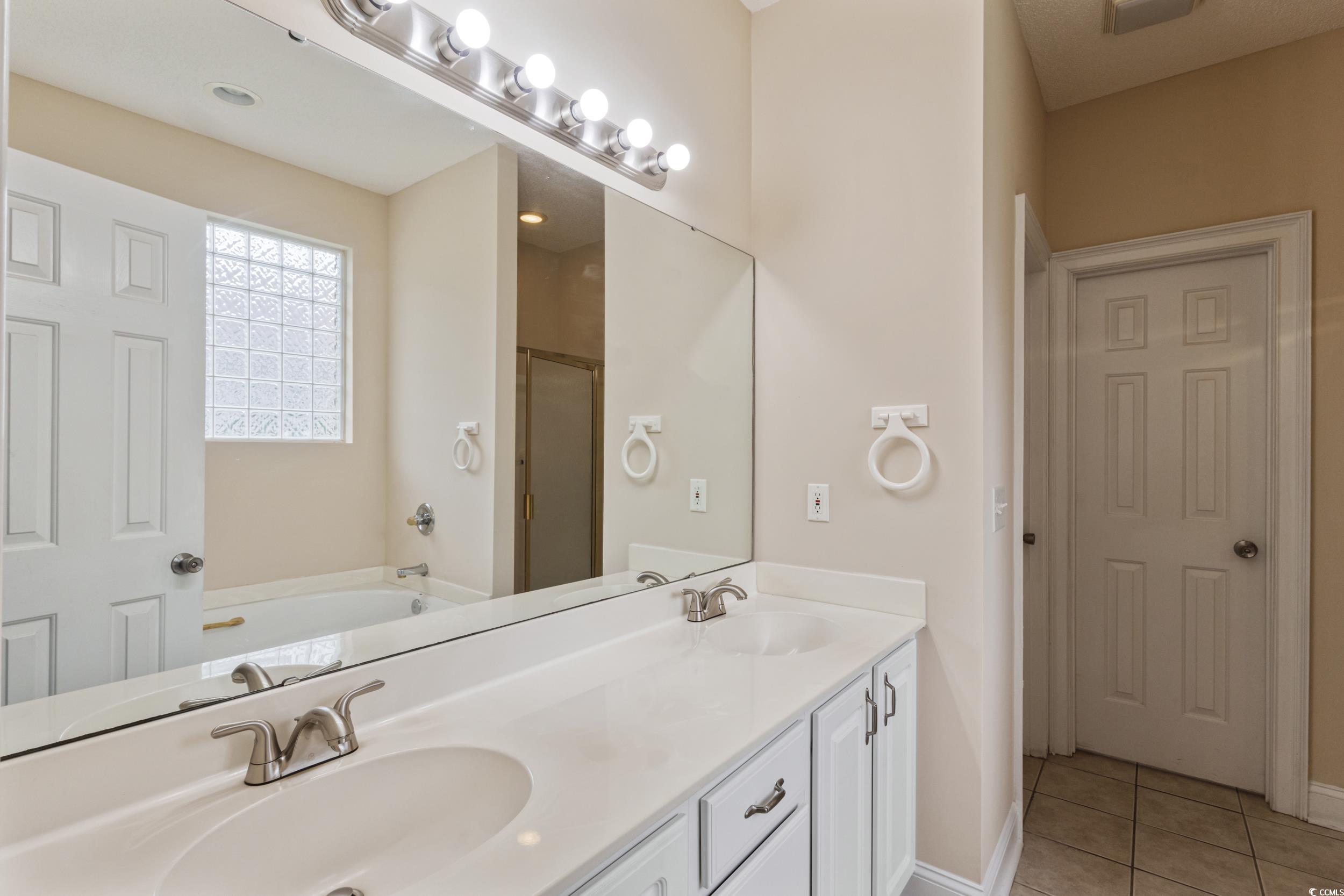 4050 Victoria Ct. Property Photo 32