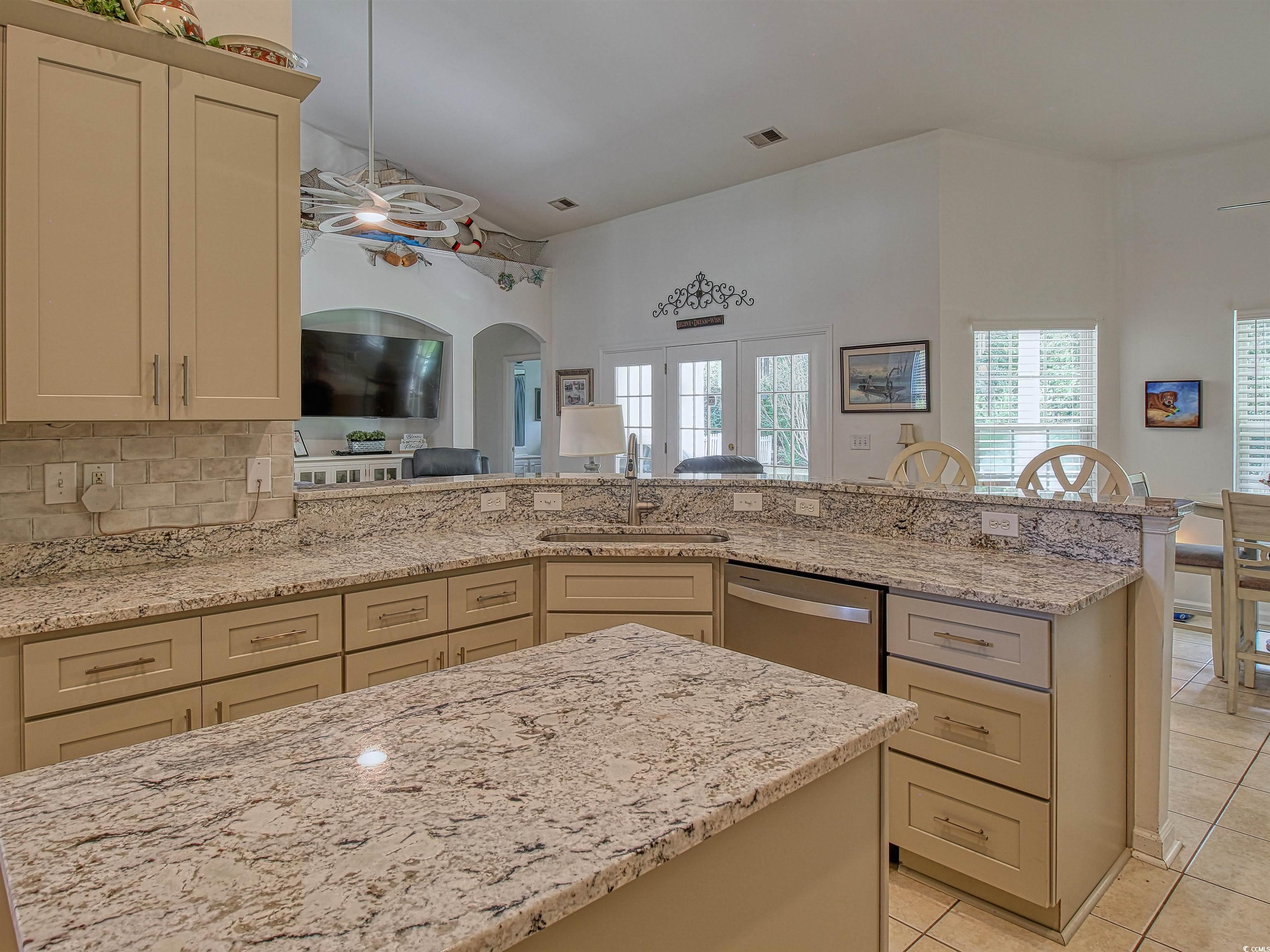 673 Tidal Point Ln. Property Photo 17