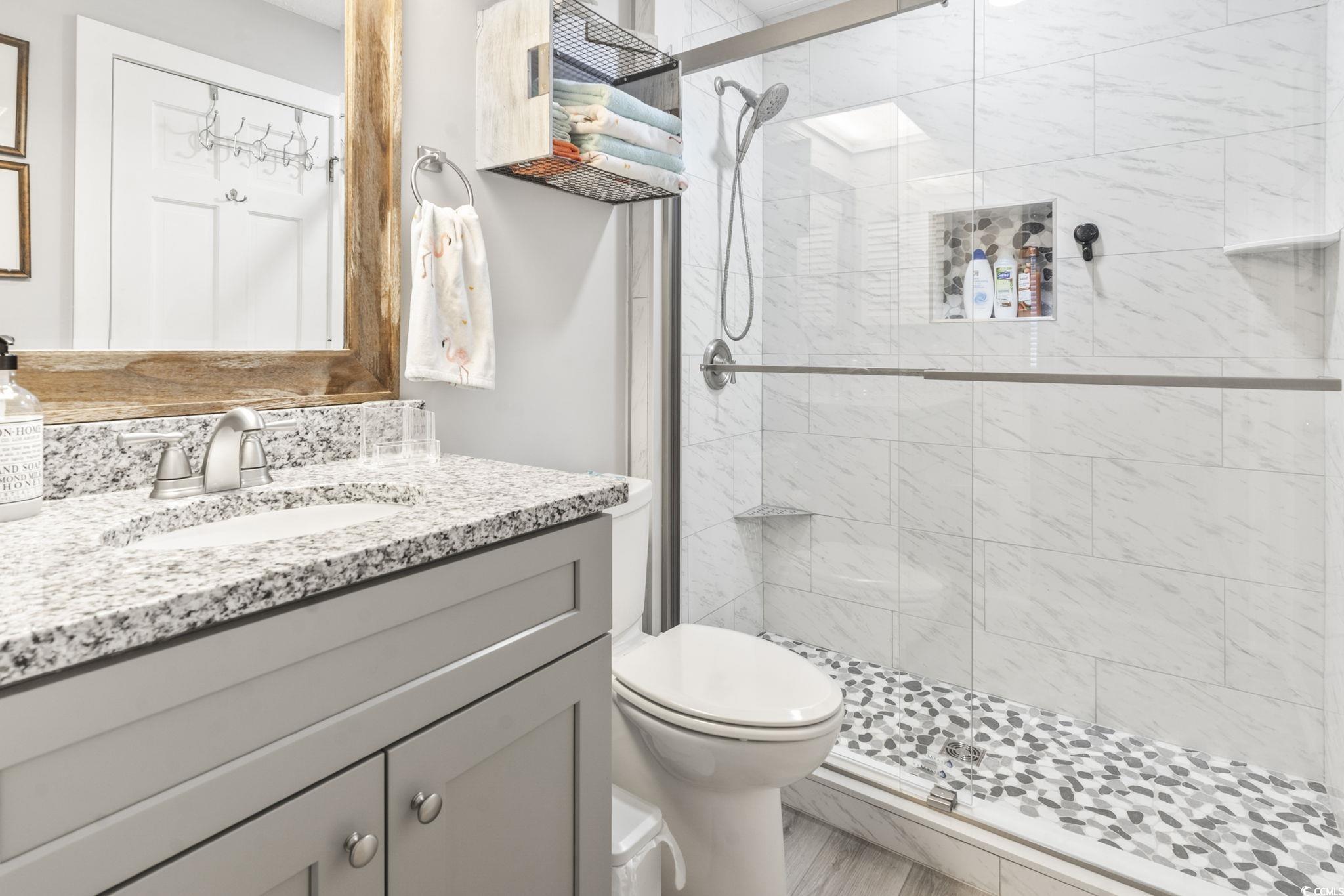 9621 Shore Dr. Property Photo 13