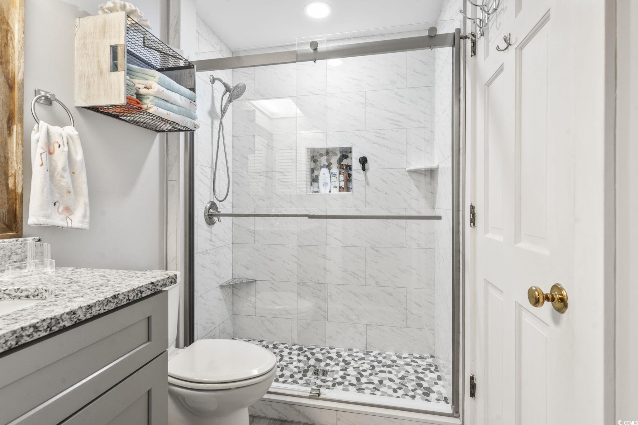 9621 Shore Dr. Property Photo 14