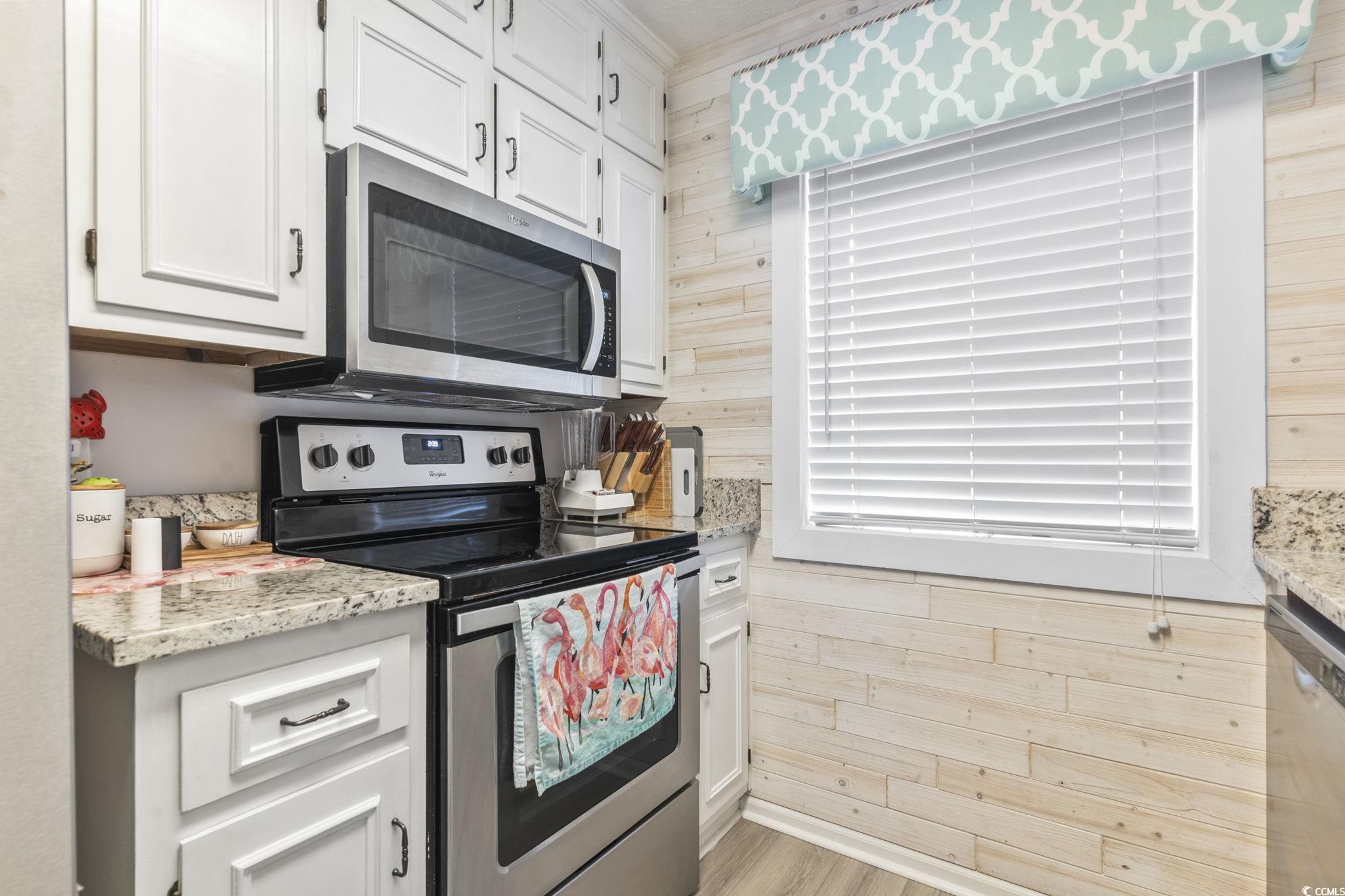 9621 Shore Dr. Property Photo 20